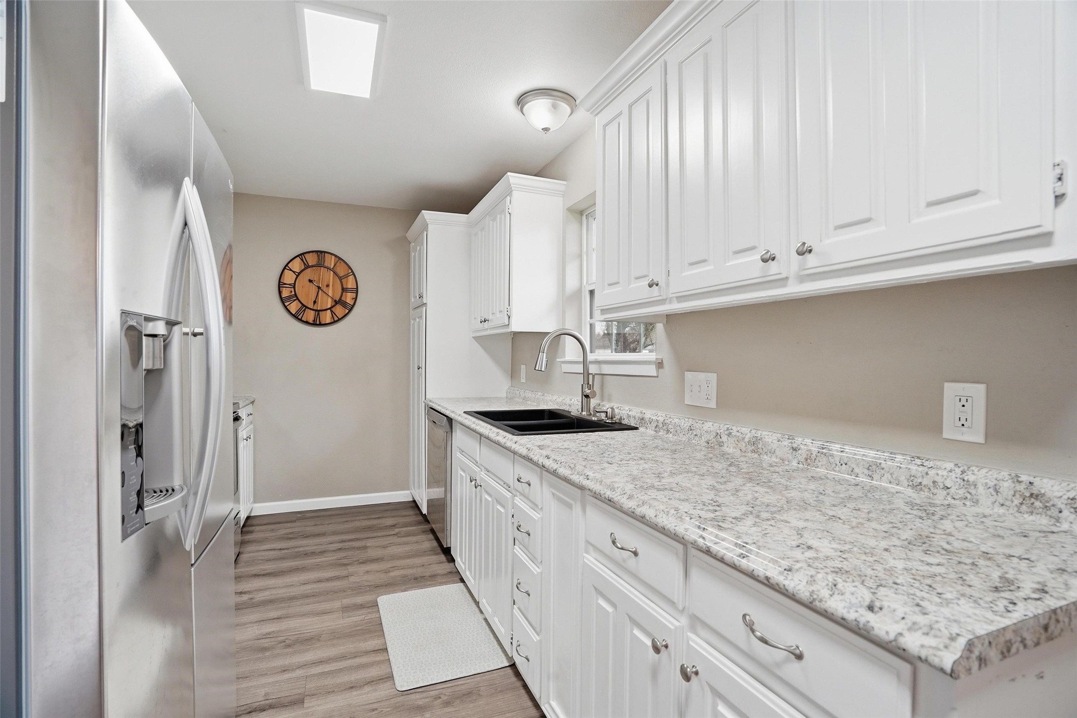 120 NW Suzanne Terrace