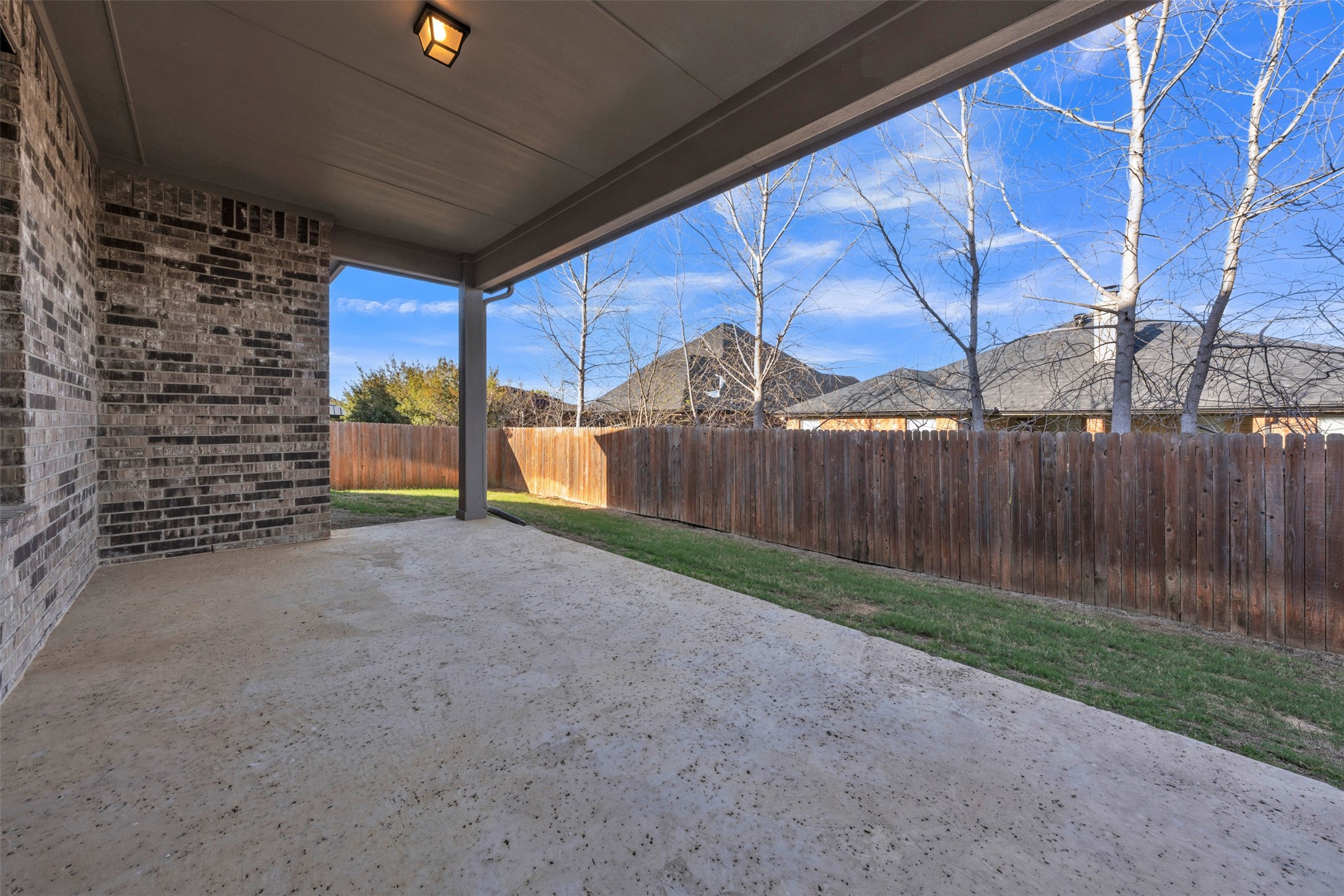 628 Waterford Way