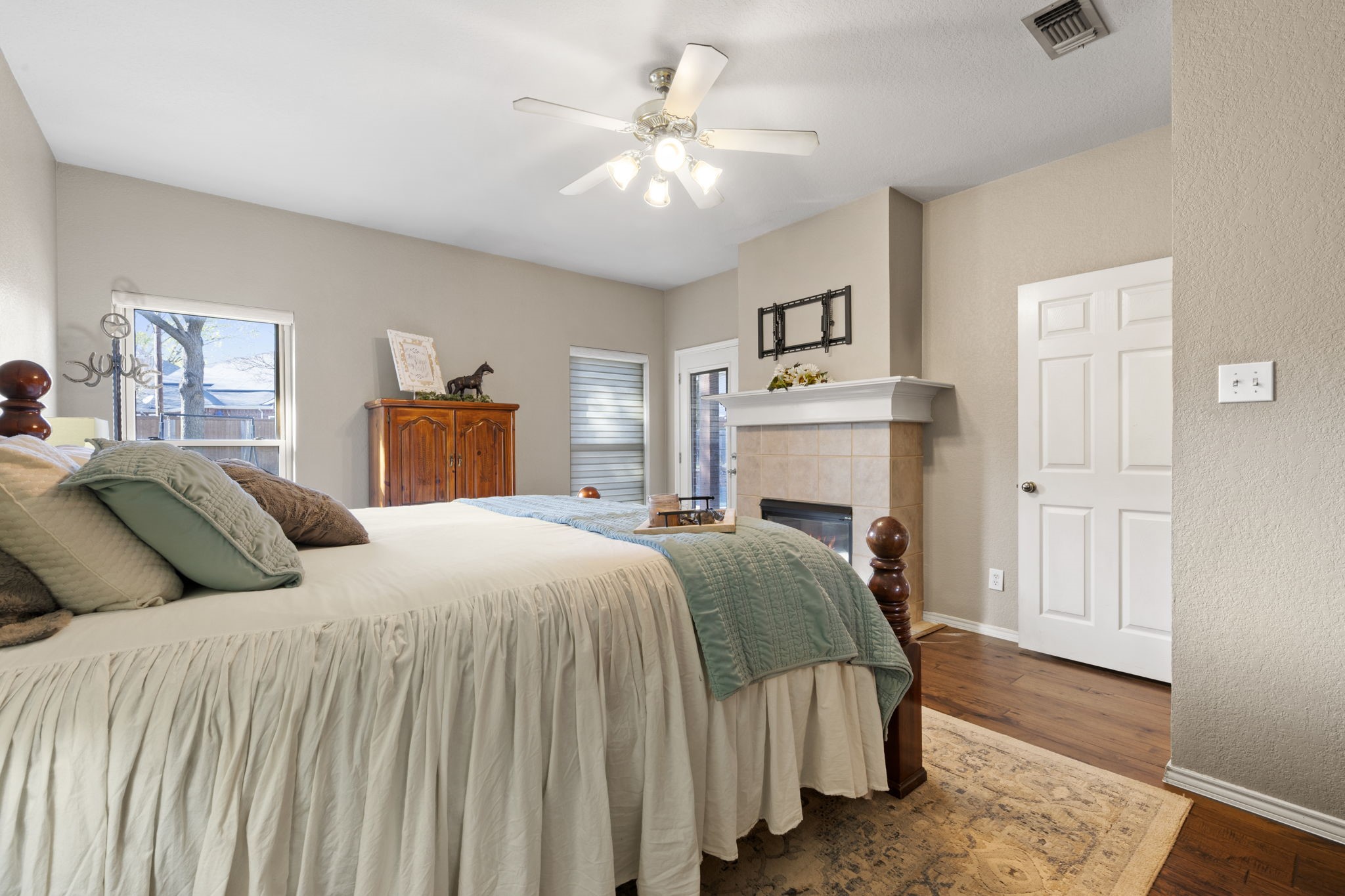 6402 Creekbend Court