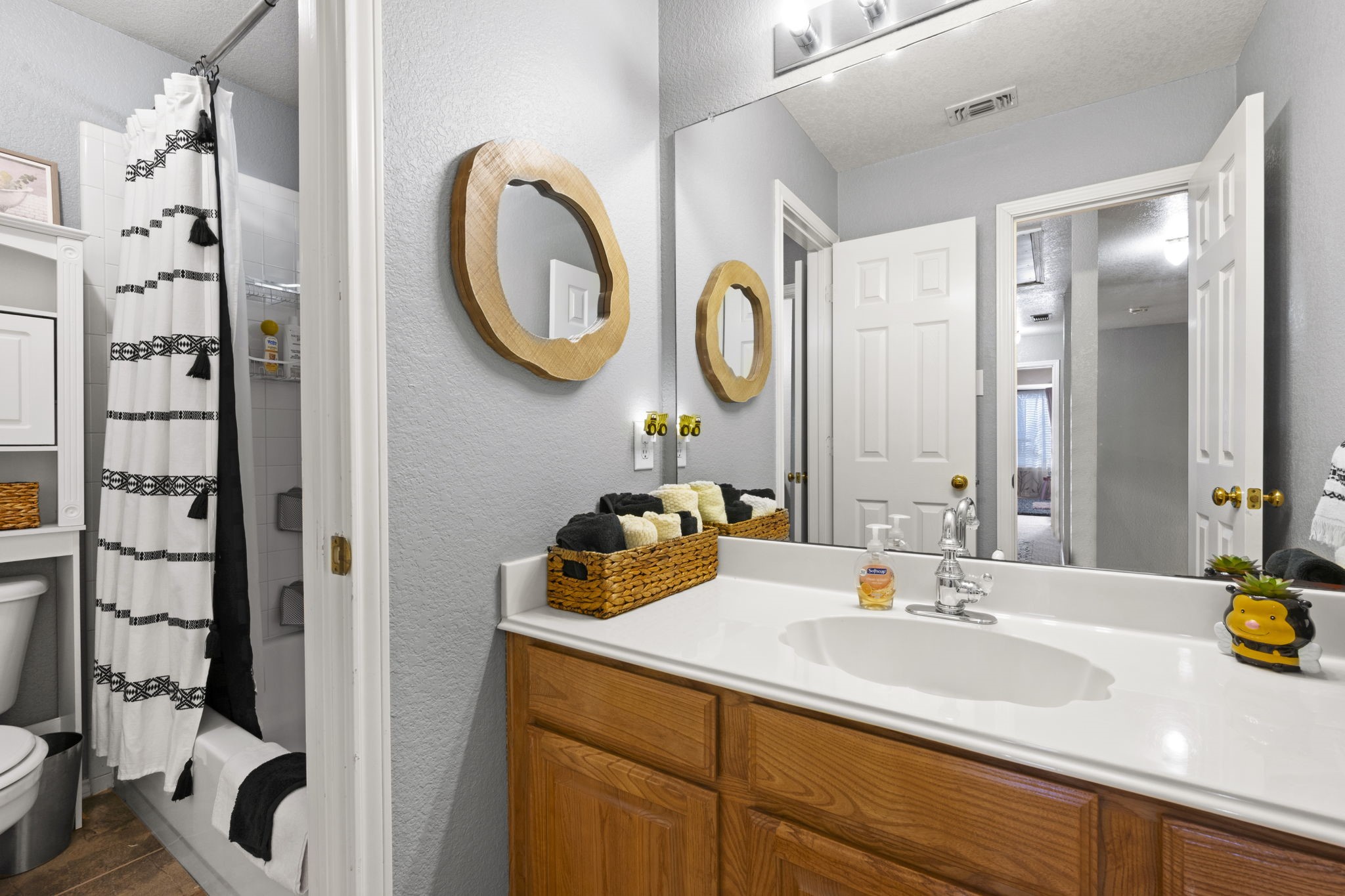 6402 Creekbend Court
