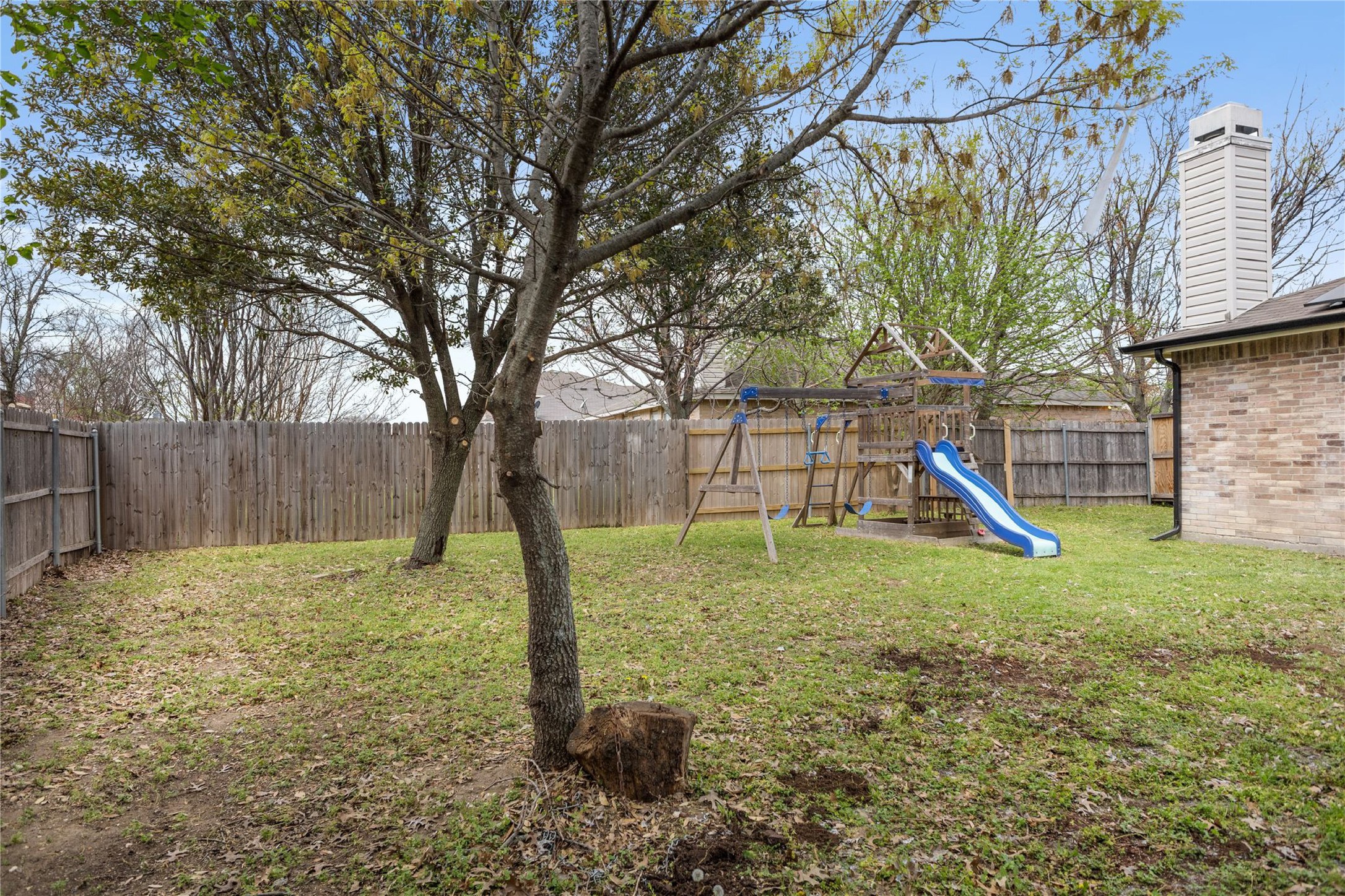 702 Lowe Drive