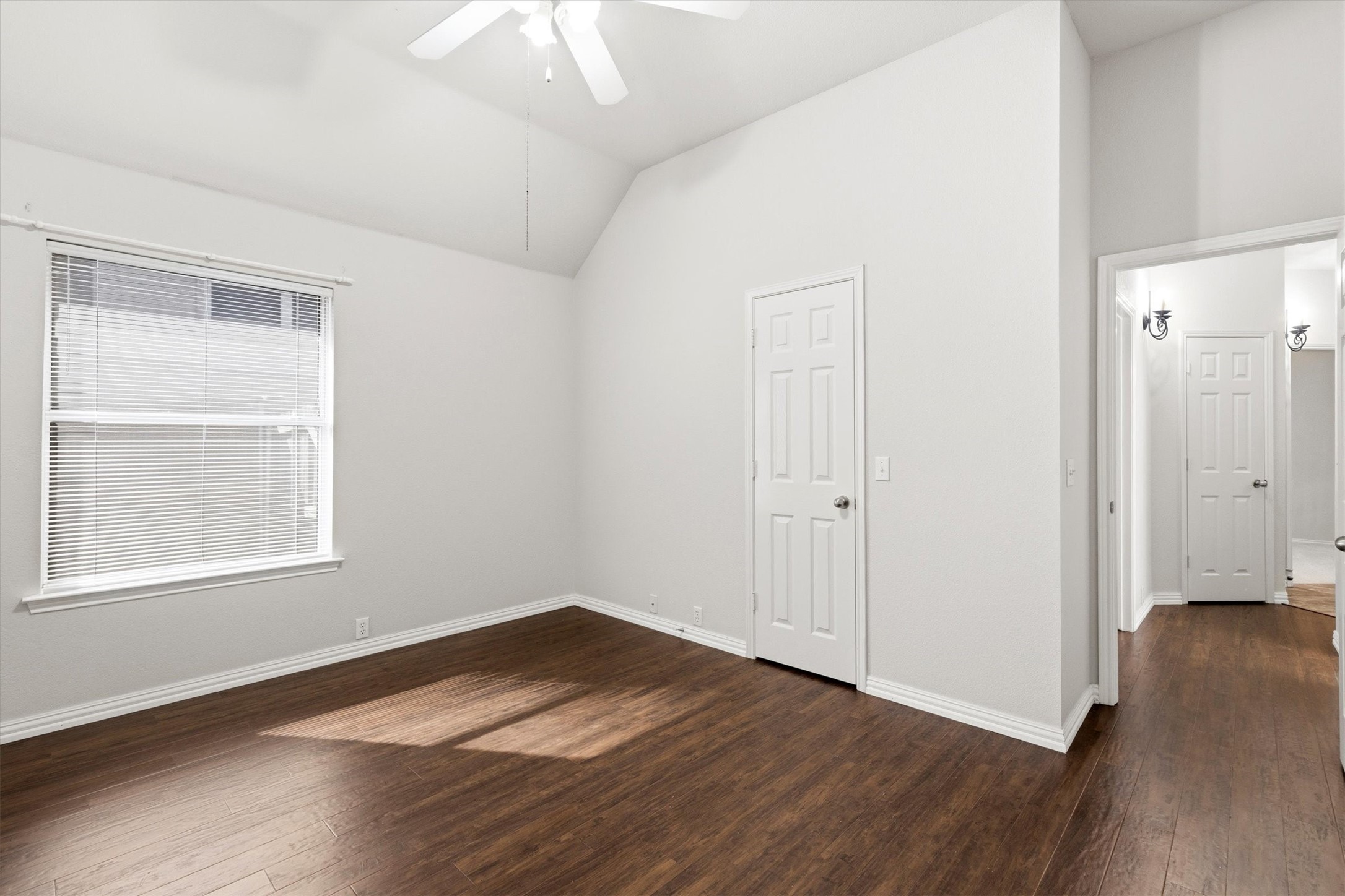 3004 Saint Lynda Drive