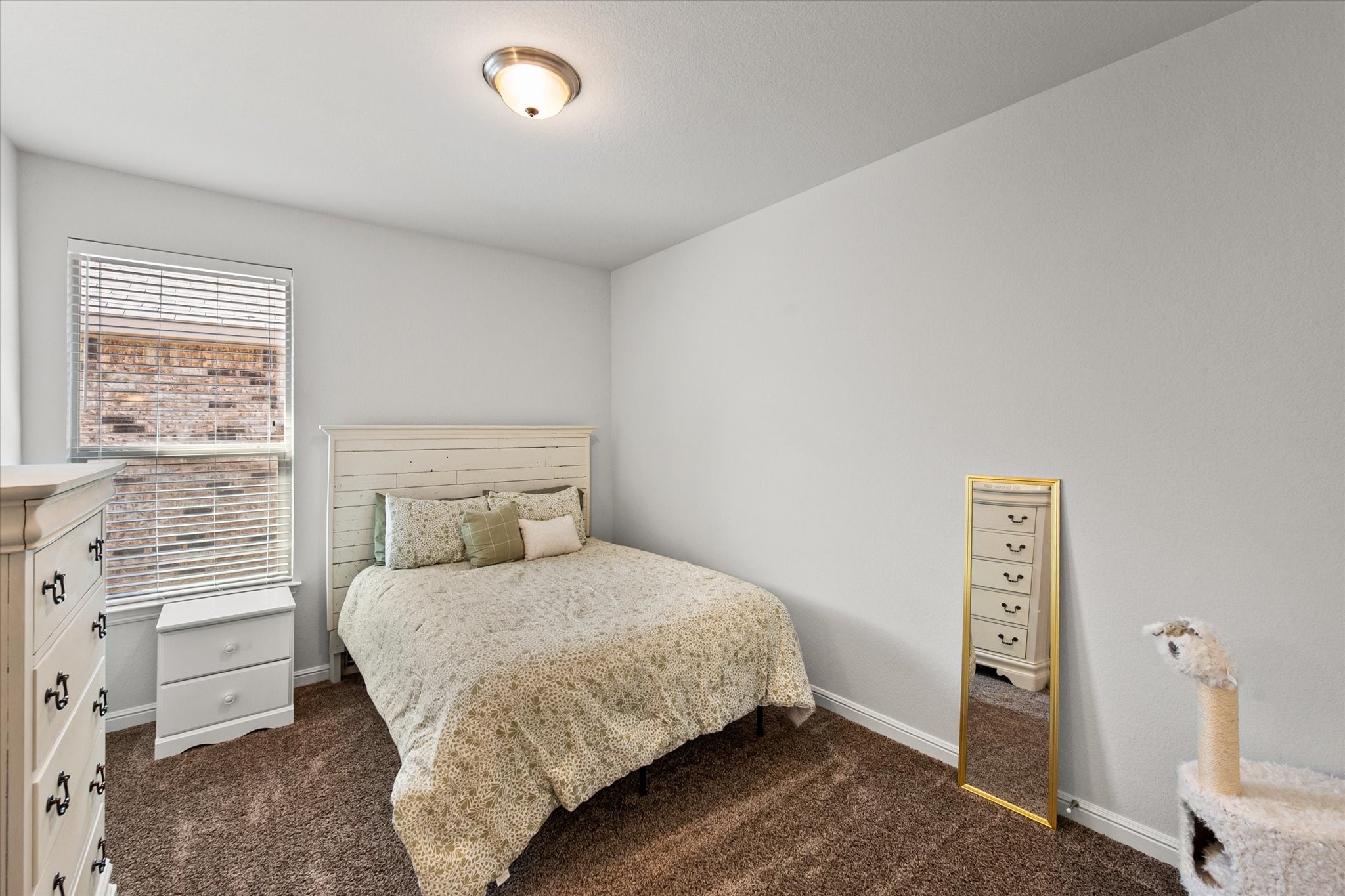 1040 Brownford Drive