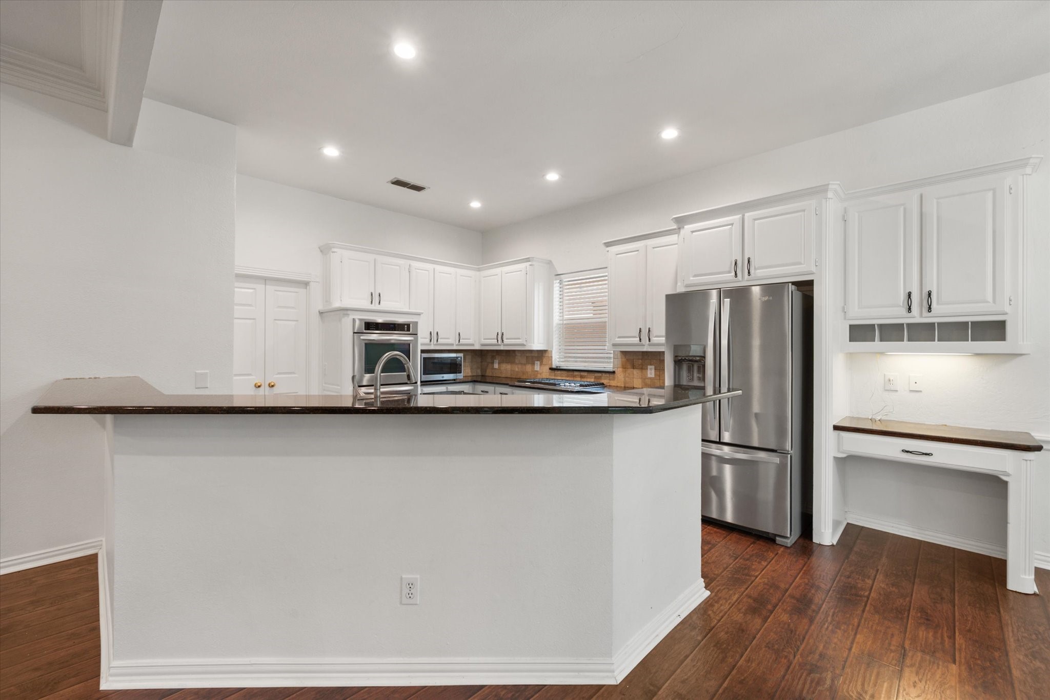 2 Treewood Court