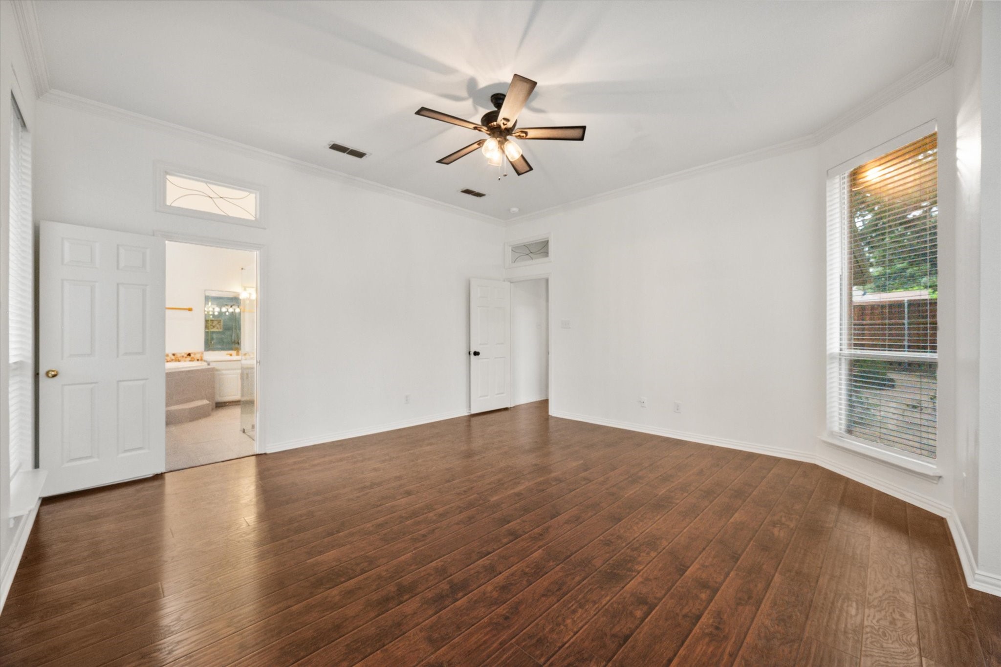 2 Treewood Court