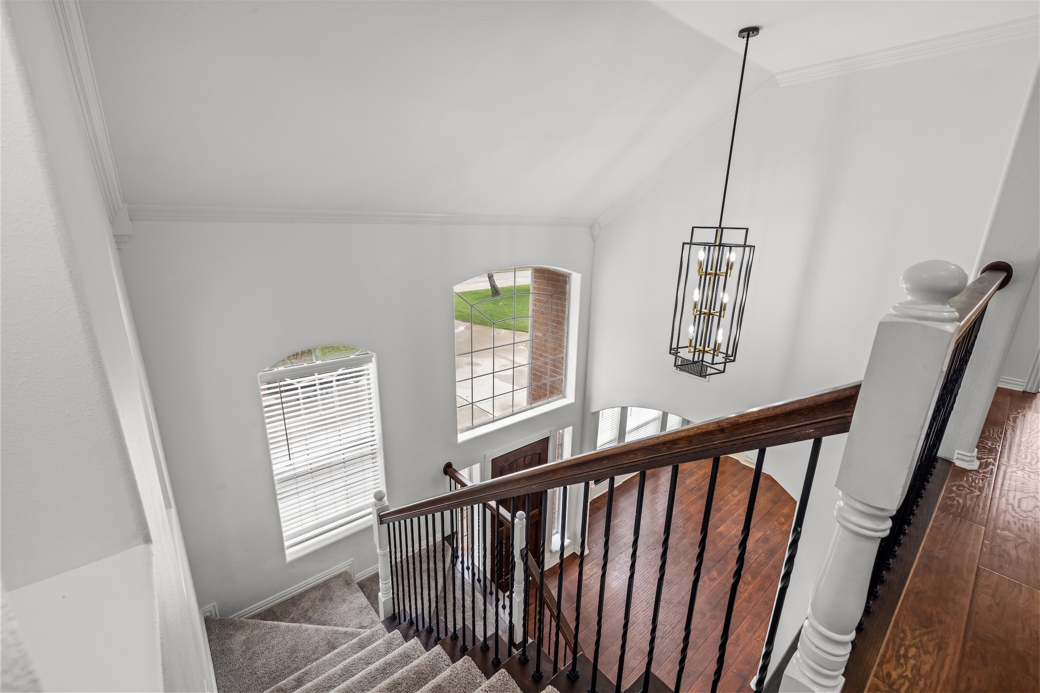 2 Treewood Court