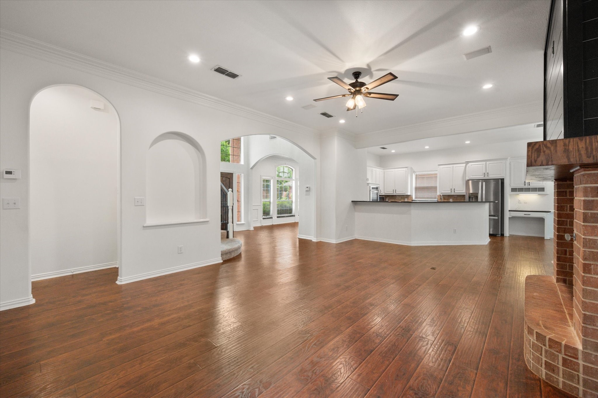 2 Treewood Court