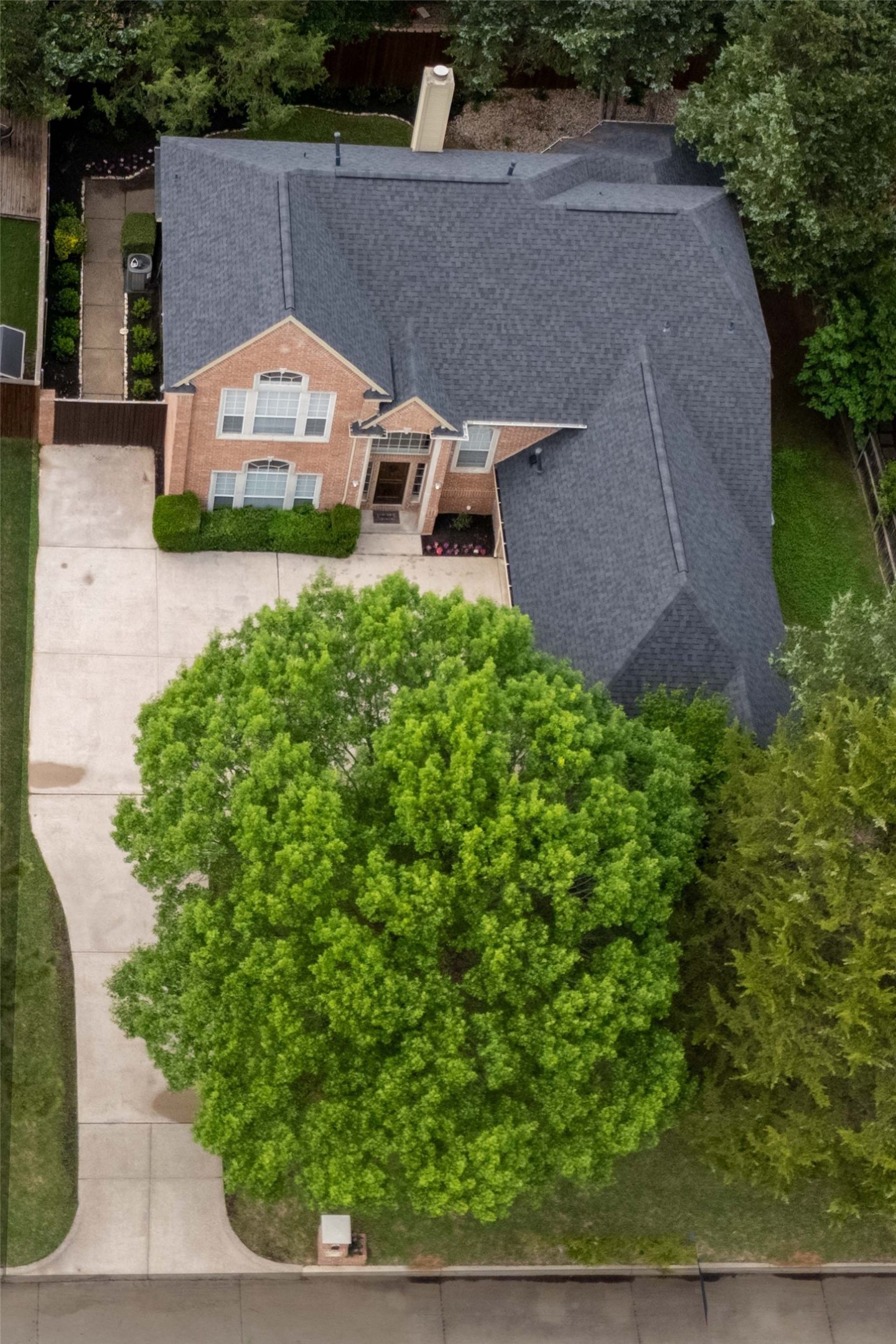 2 Treewood Court