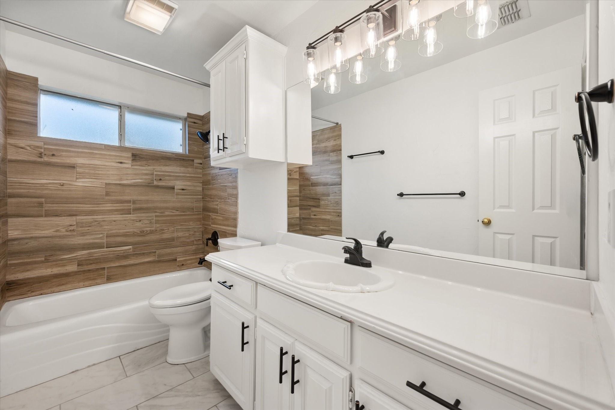 2 Treewood Court