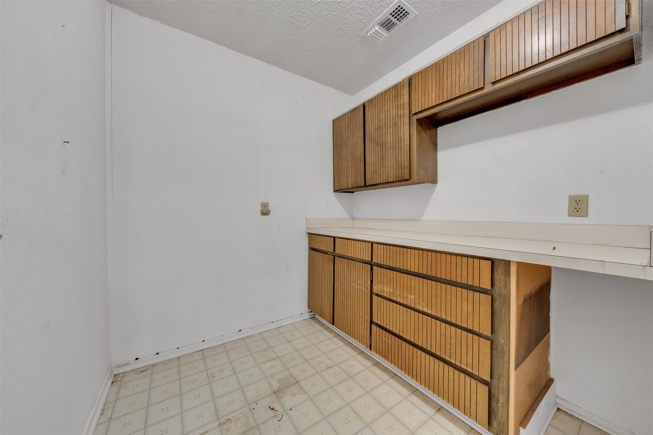 1200 Saint Andrews Court