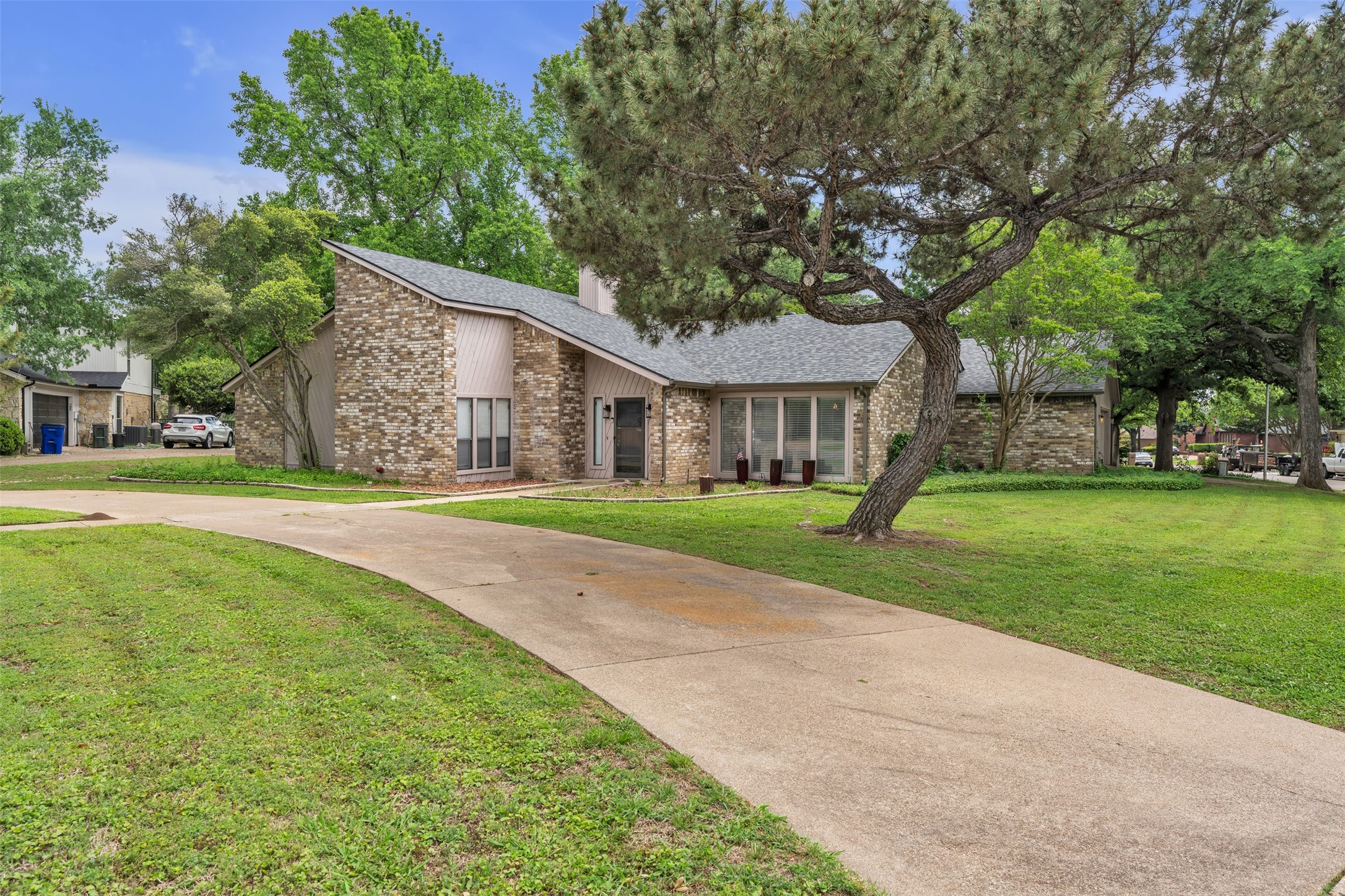 1200 Saint Andrews Court