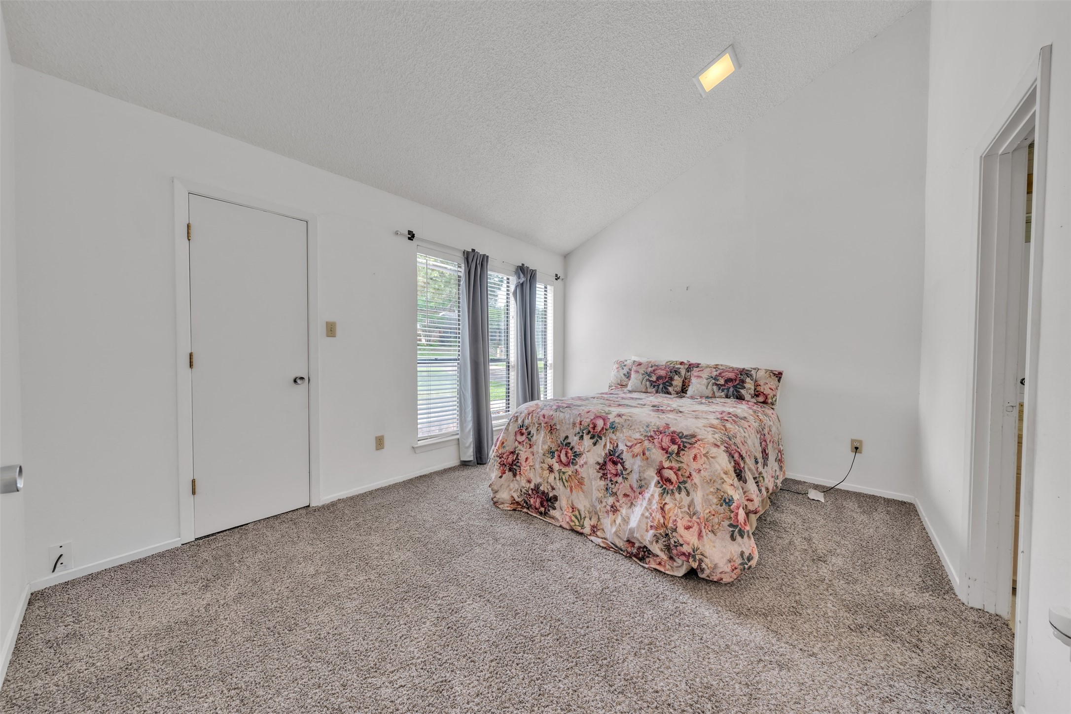 1200 Saint Andrews Court