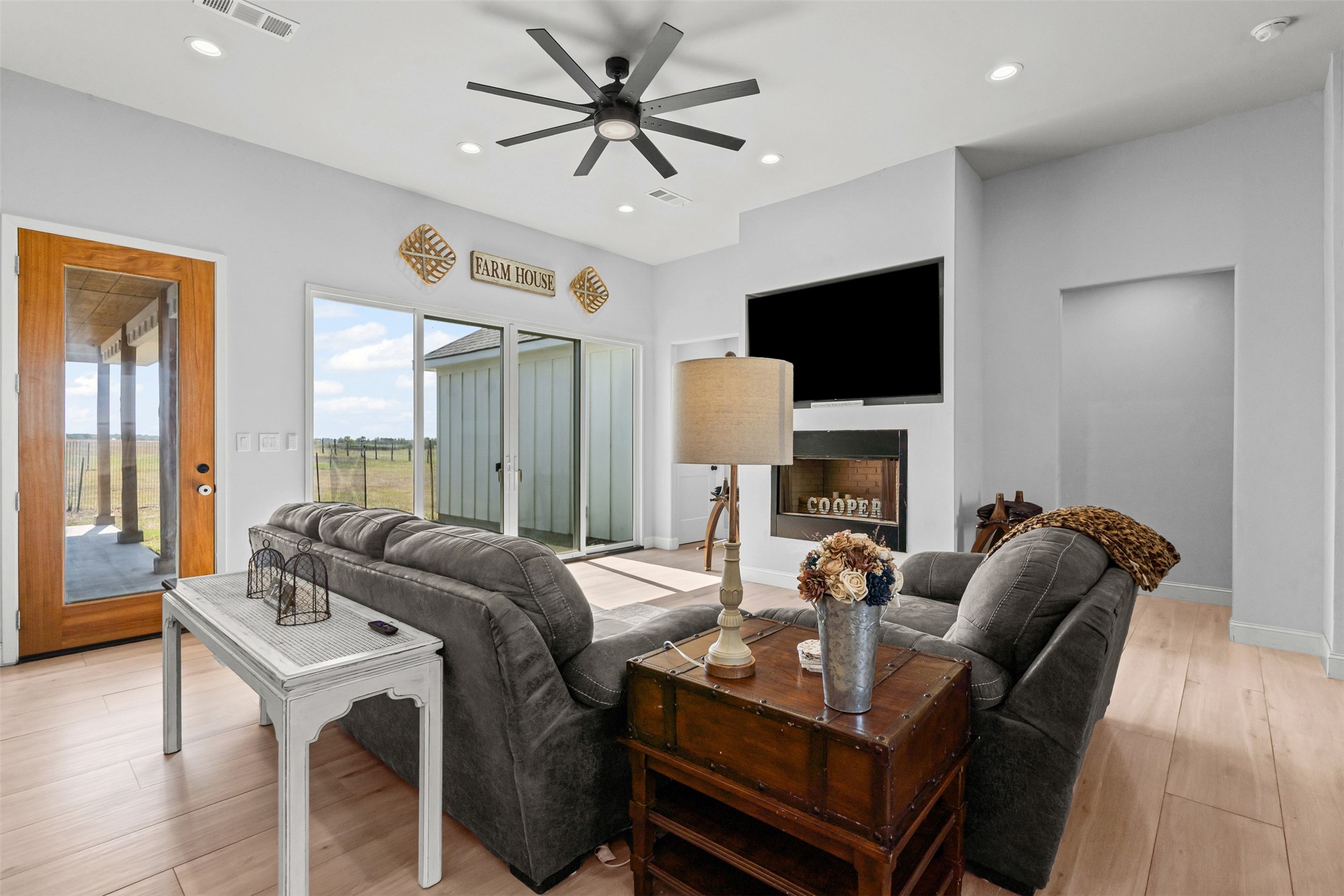 2350 County Road 1104