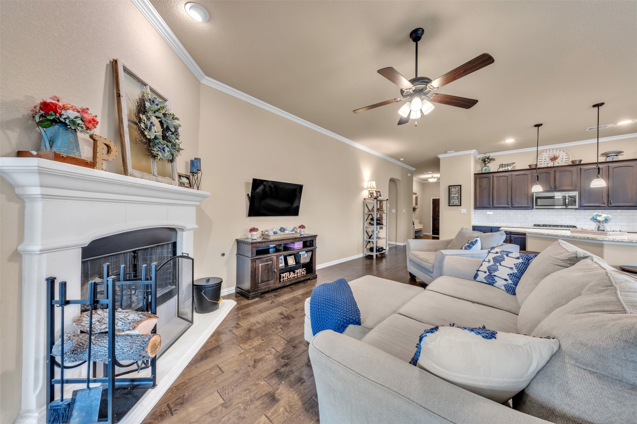 6000 Dunnlevy Drive