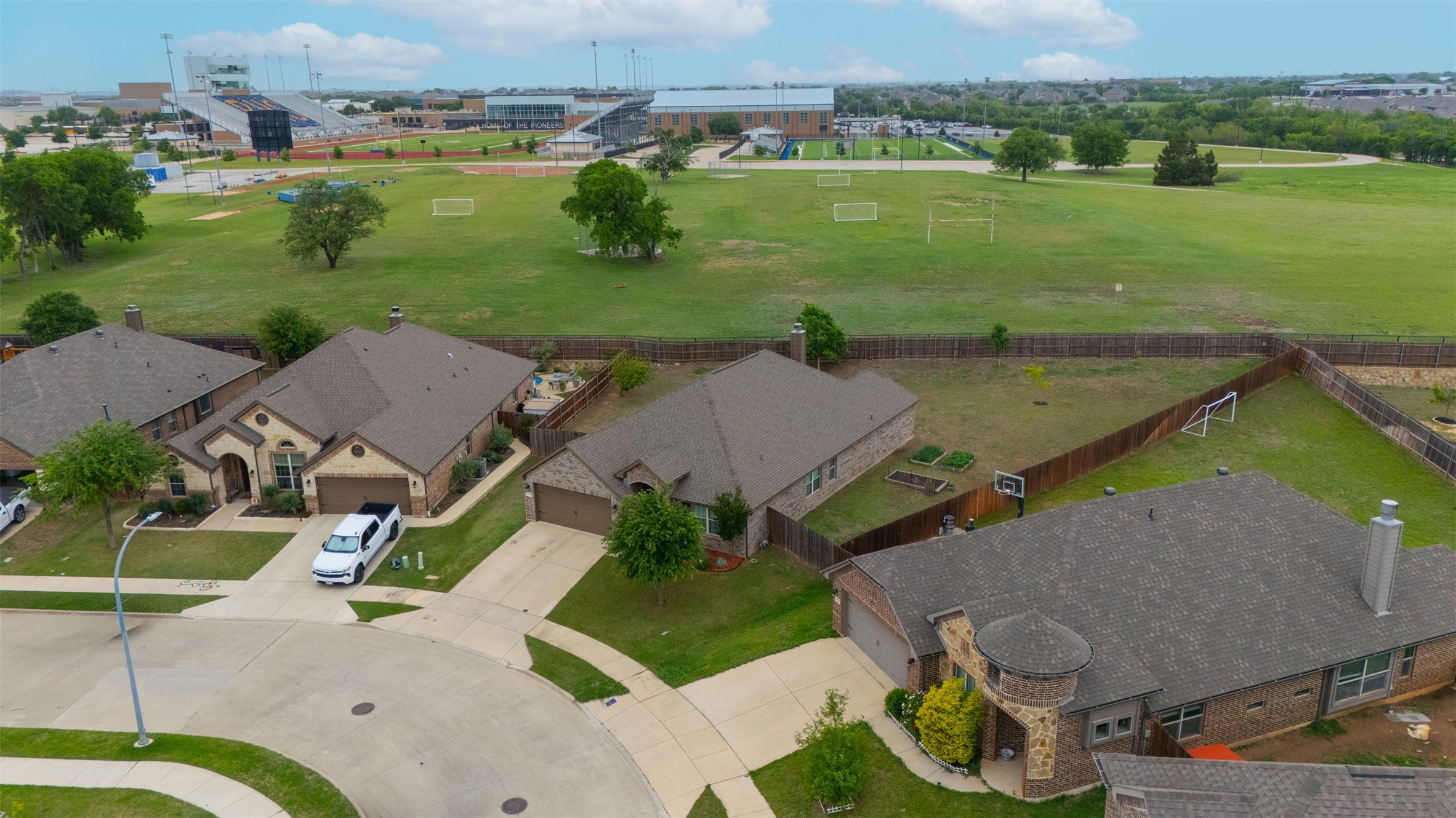 6000 Dunnlevy Drive