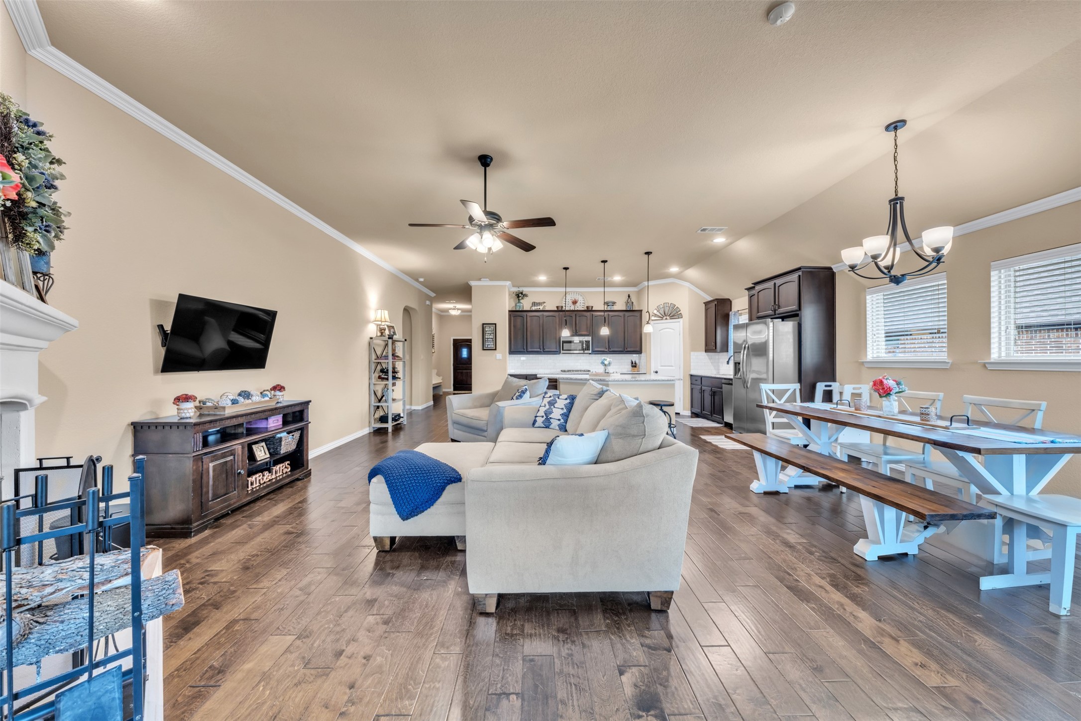 6000 Dunnlevy Drive
