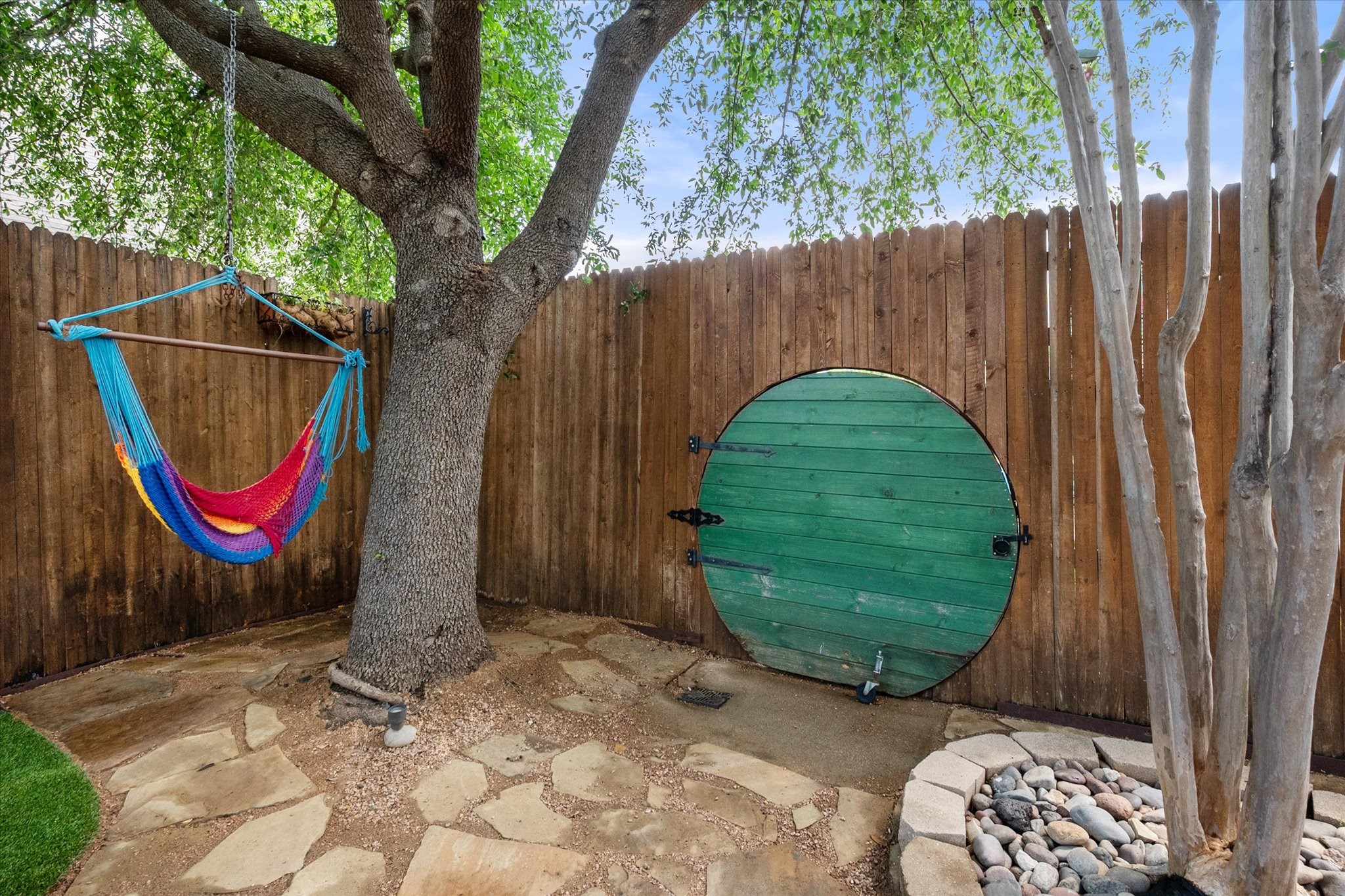 1305 Liverpool Lane