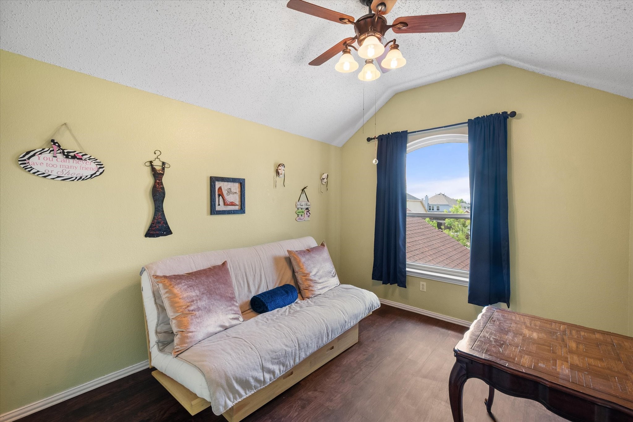 1305 Liverpool Lane