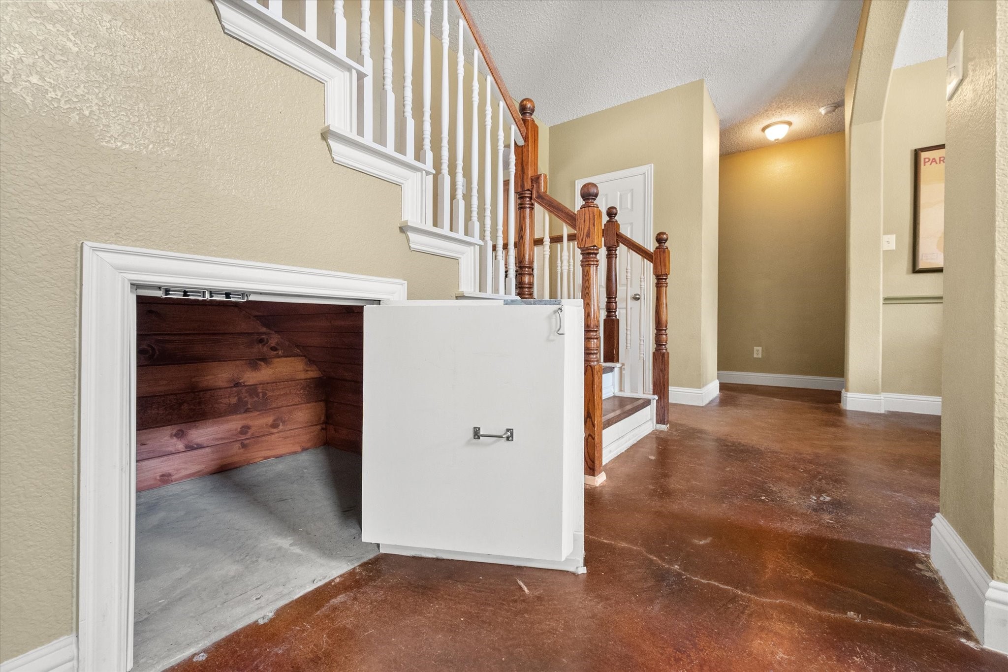 1305 Liverpool Lane