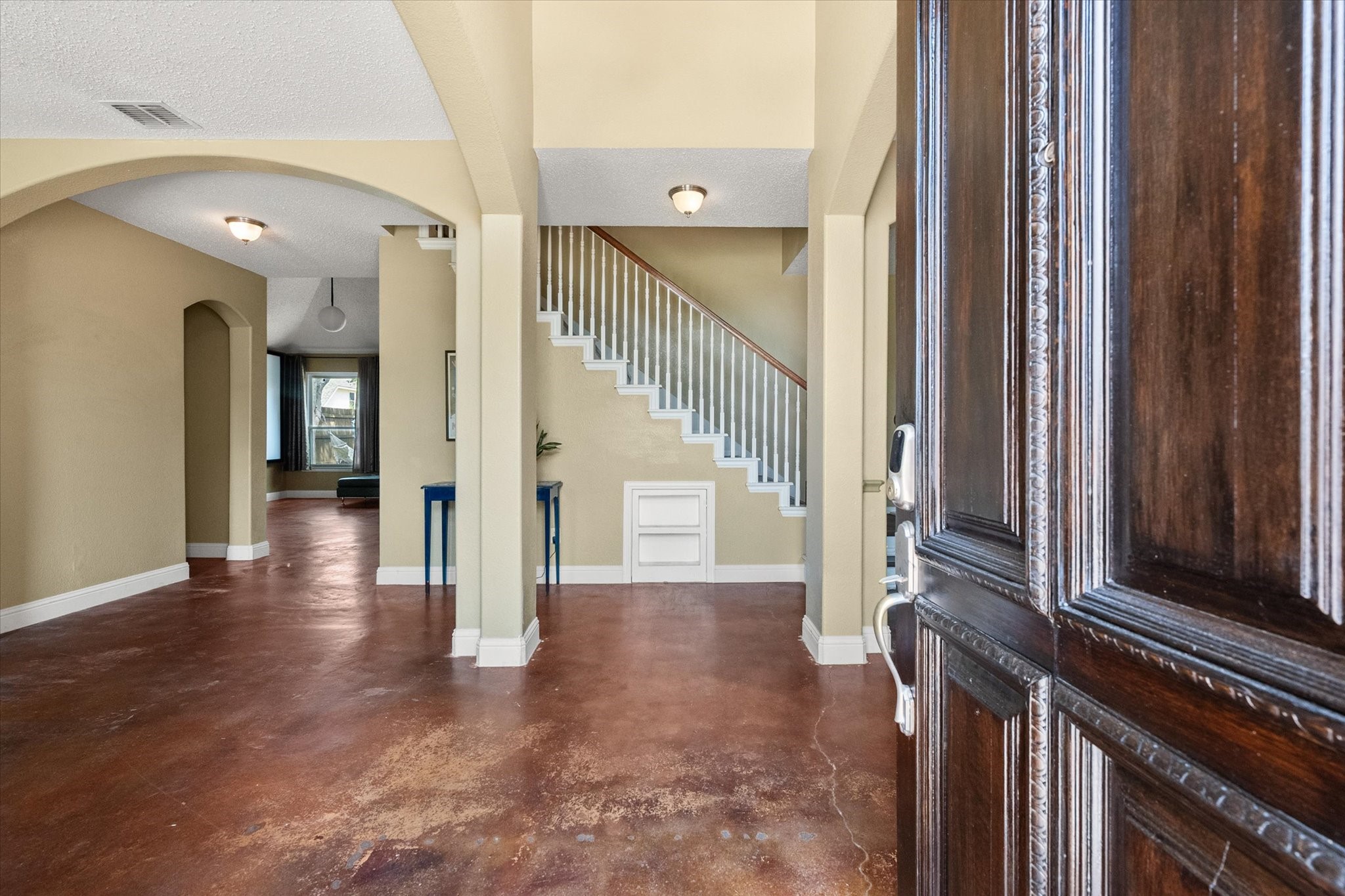1305 Liverpool Lane
