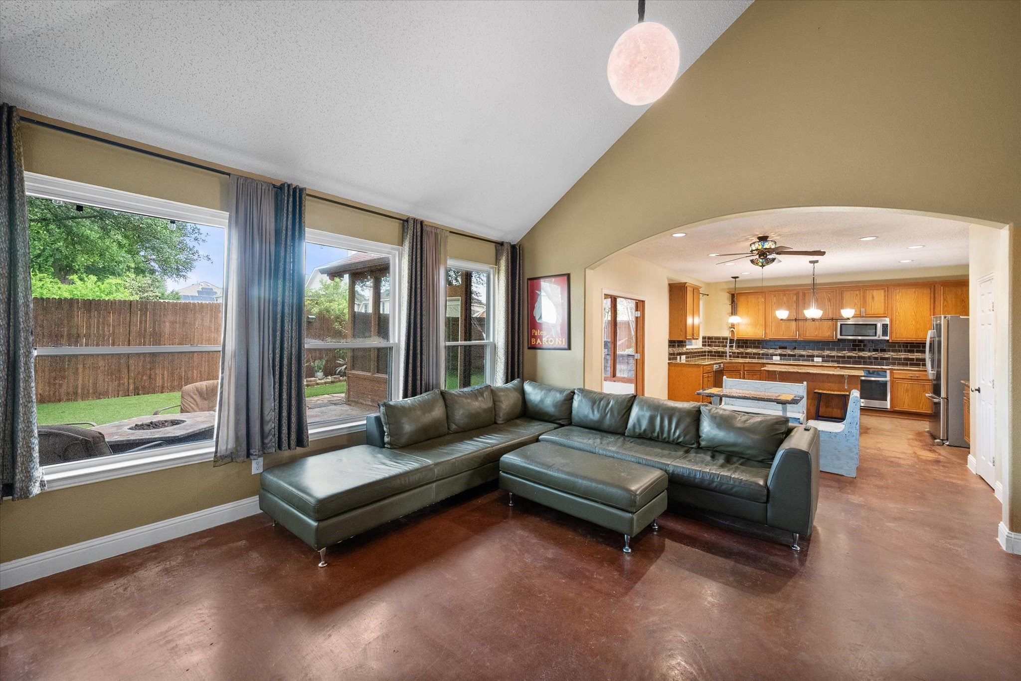 1305 Liverpool Lane