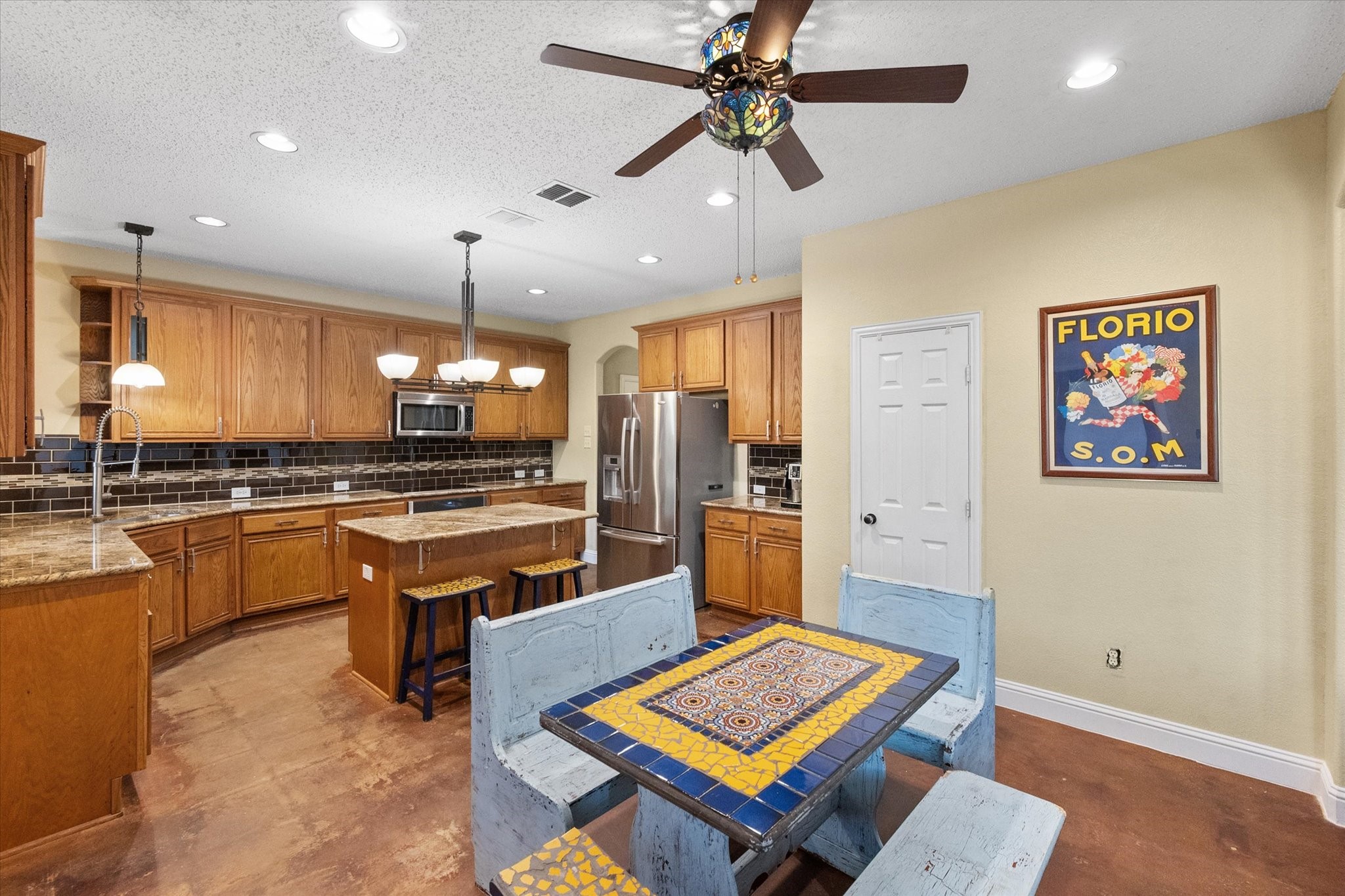 1305 Liverpool Lane