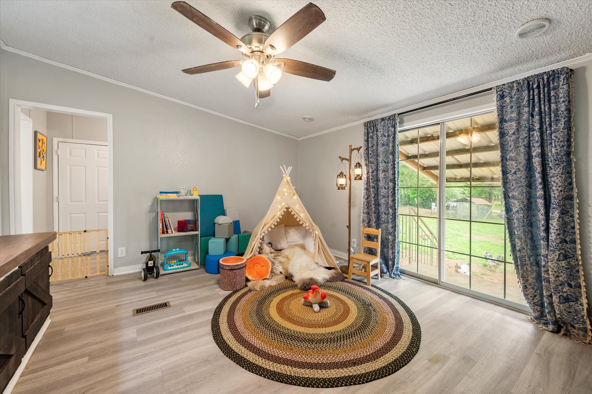 1849 County Road 429