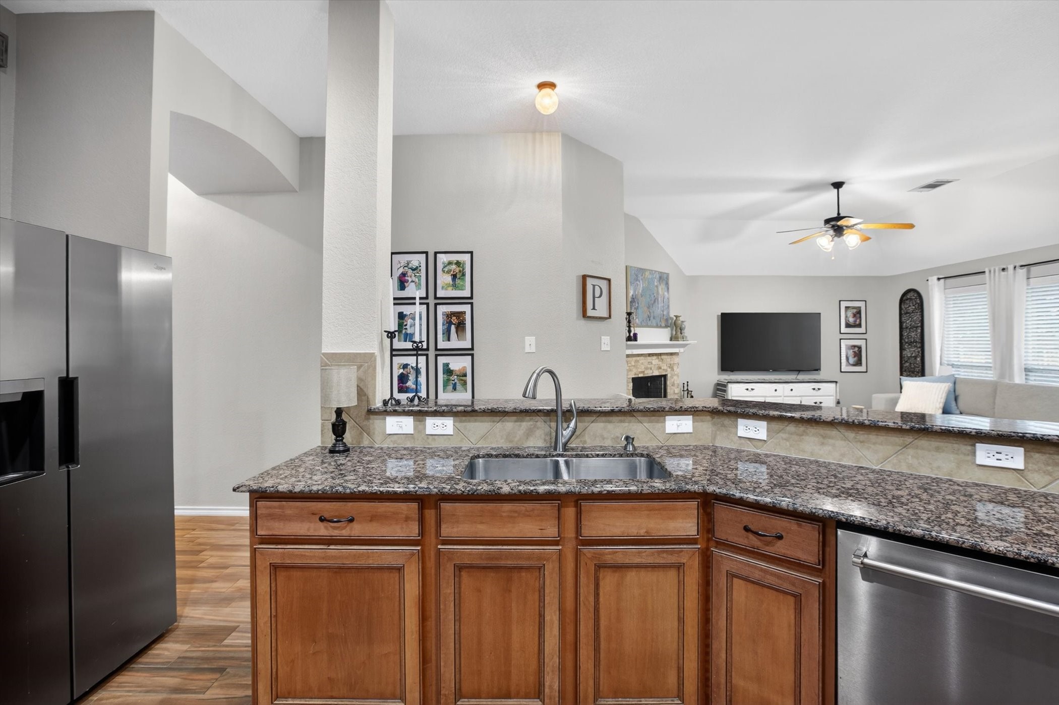 9122 Water Oak Drive