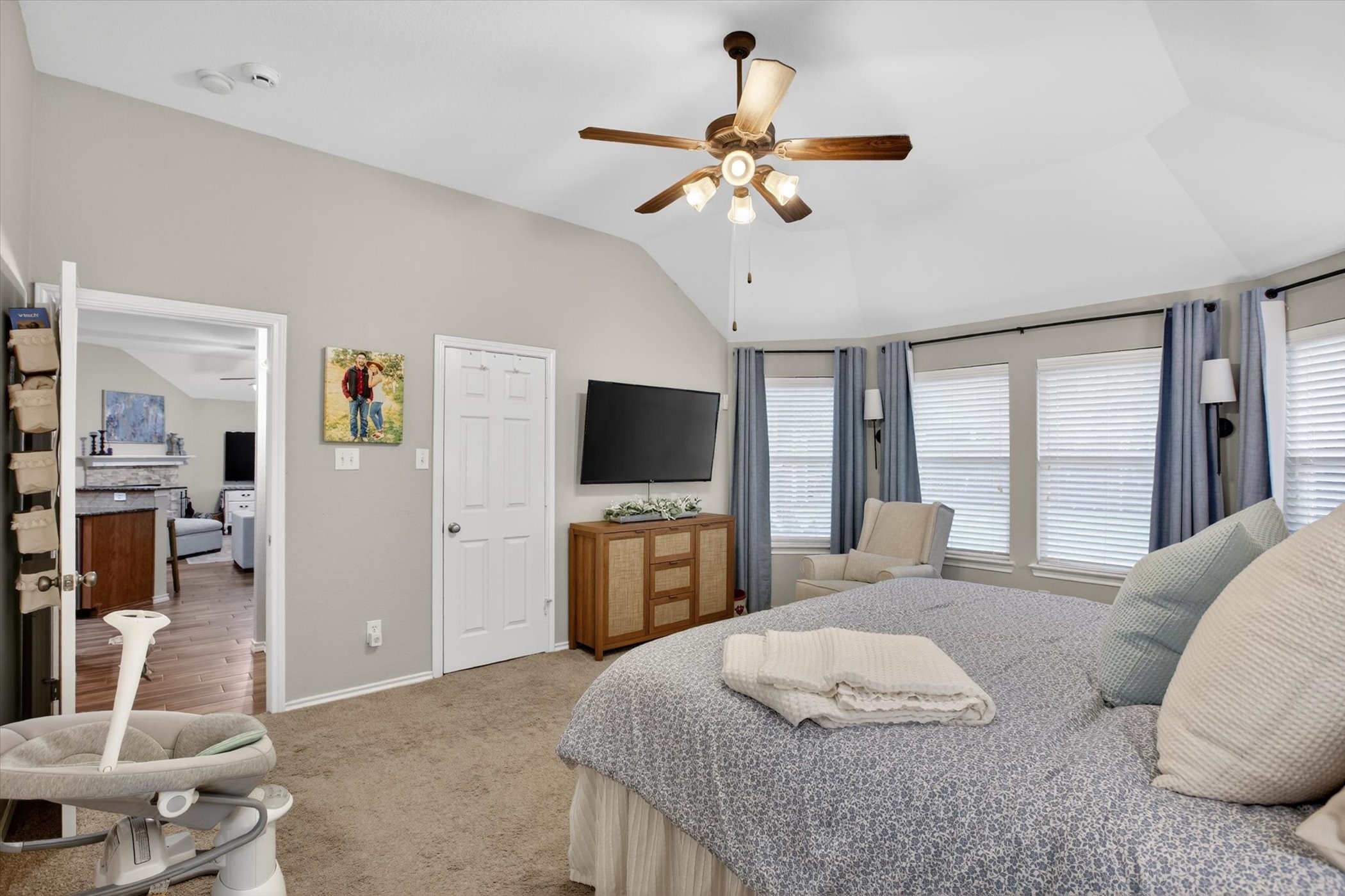 9122 Water Oak Drive