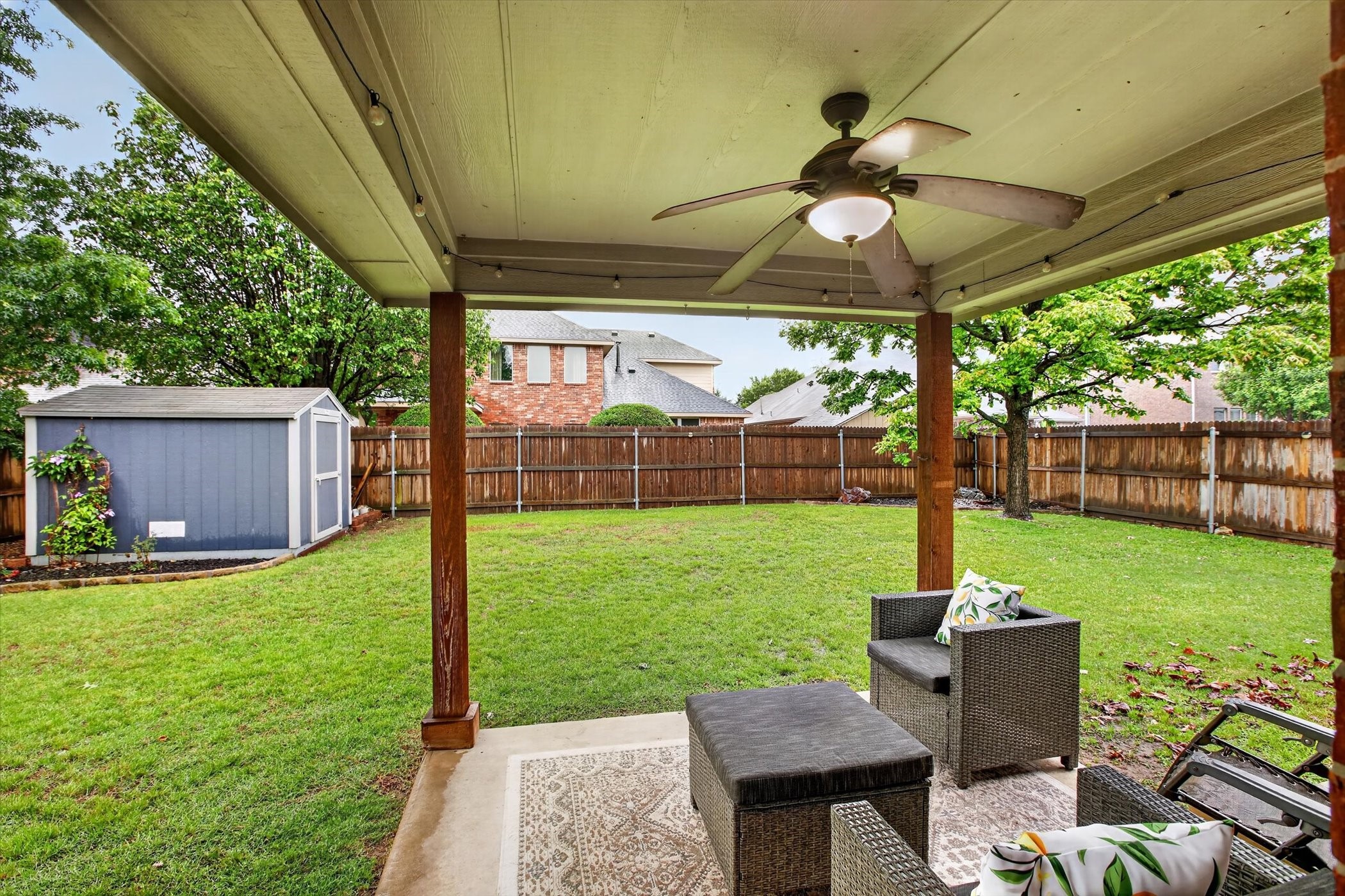 9122 Water Oak Drive