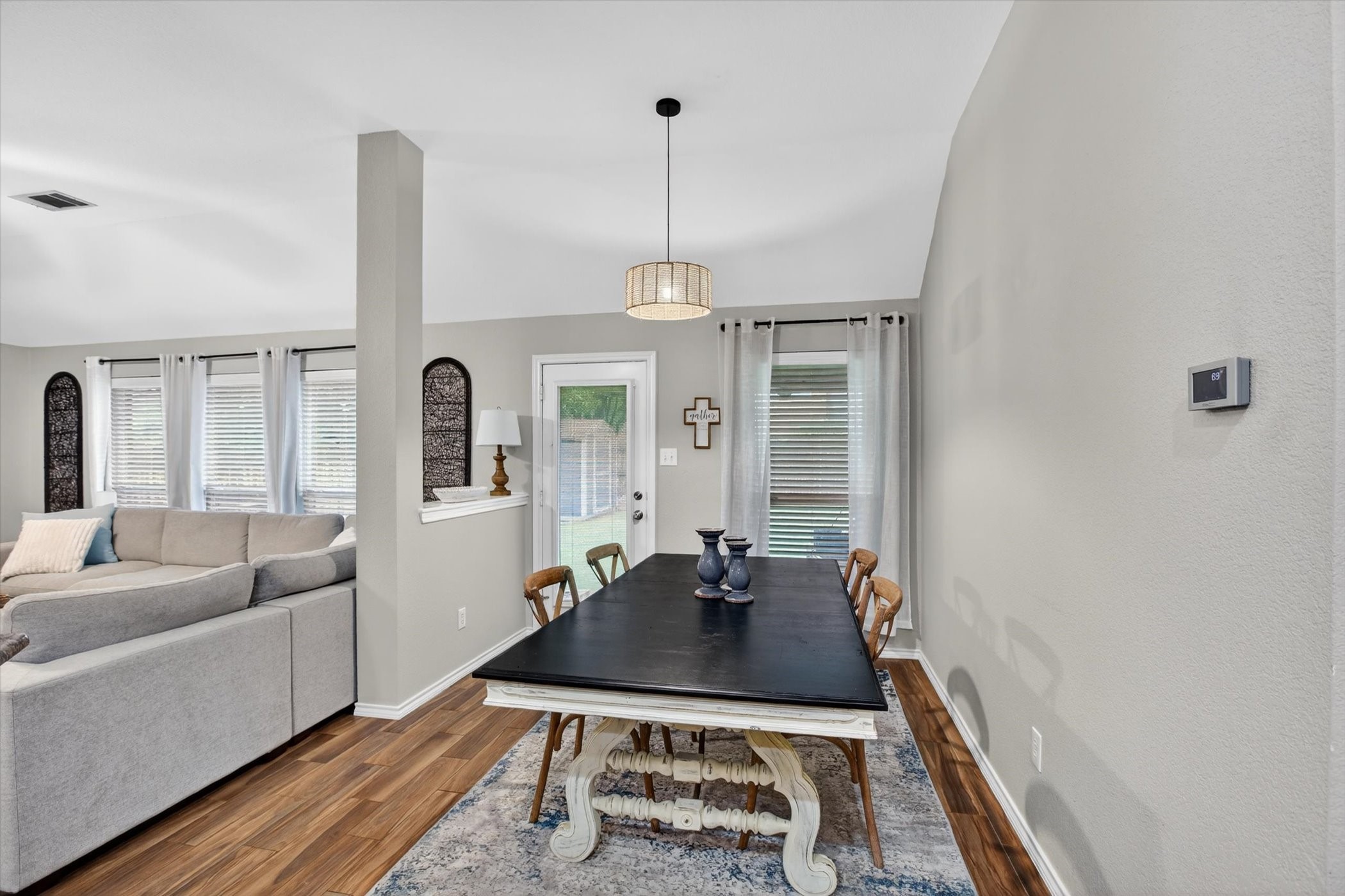 9122 Water Oak Drive