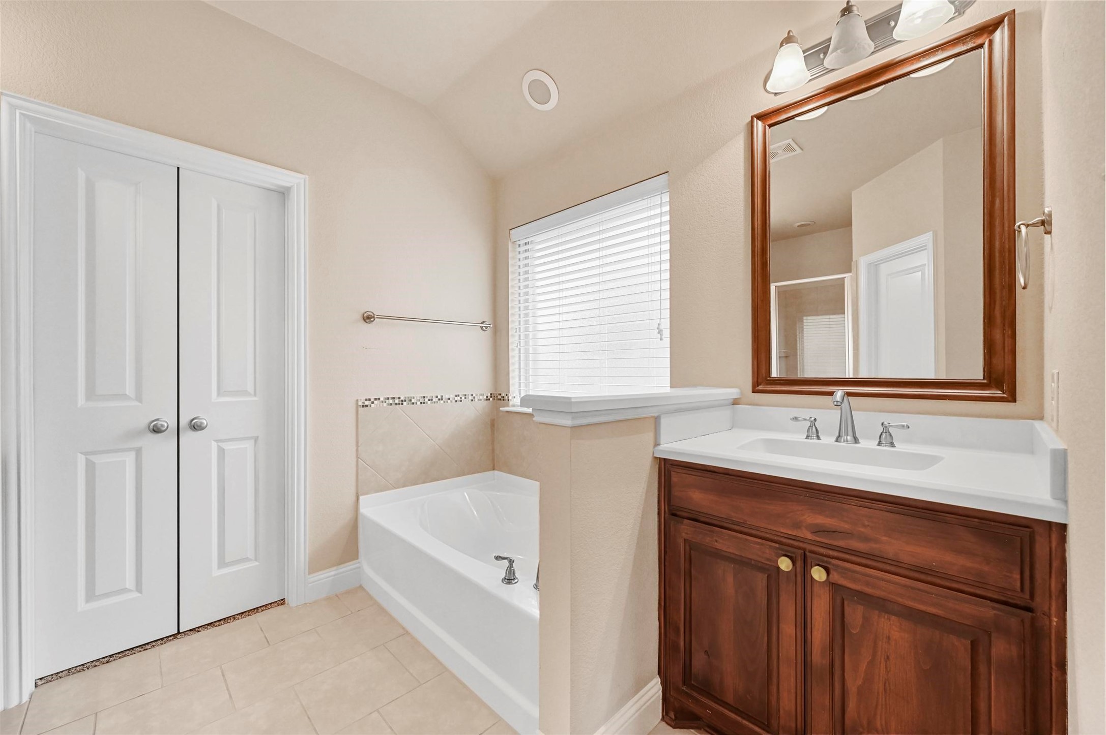 1506 Cowtown Drive
