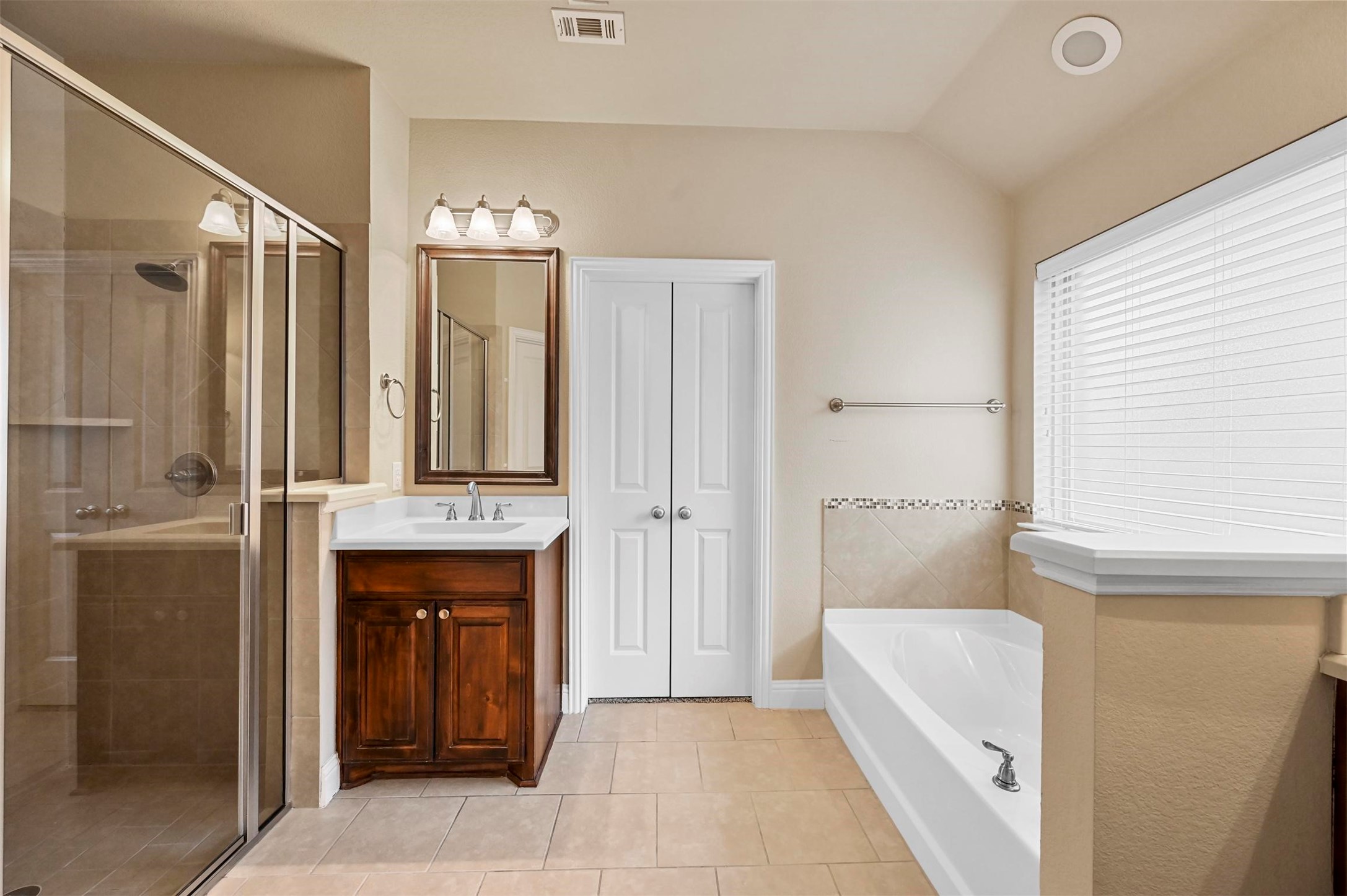 1506 Cowtown Drive