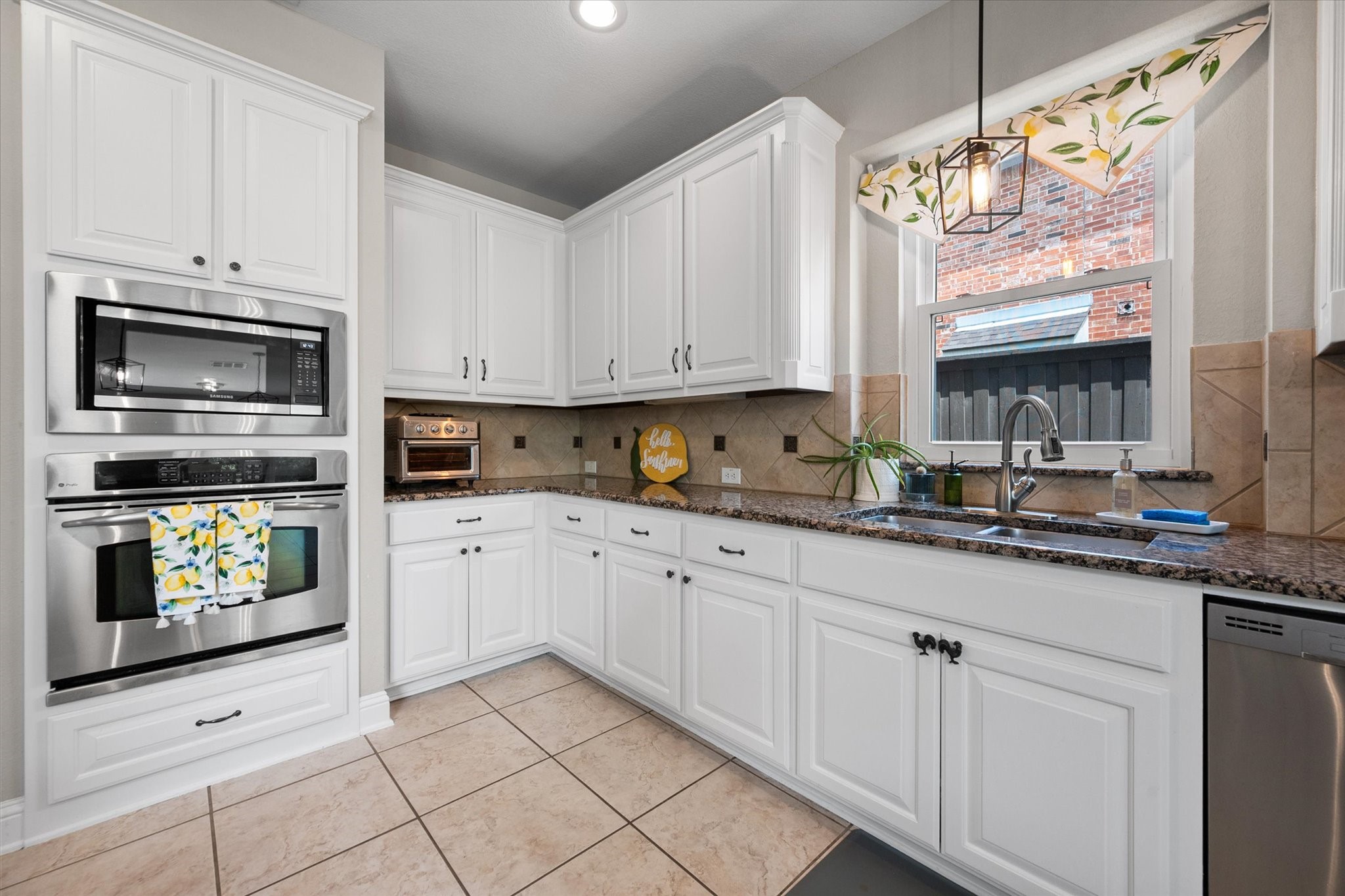 2647 Waterfront Drive