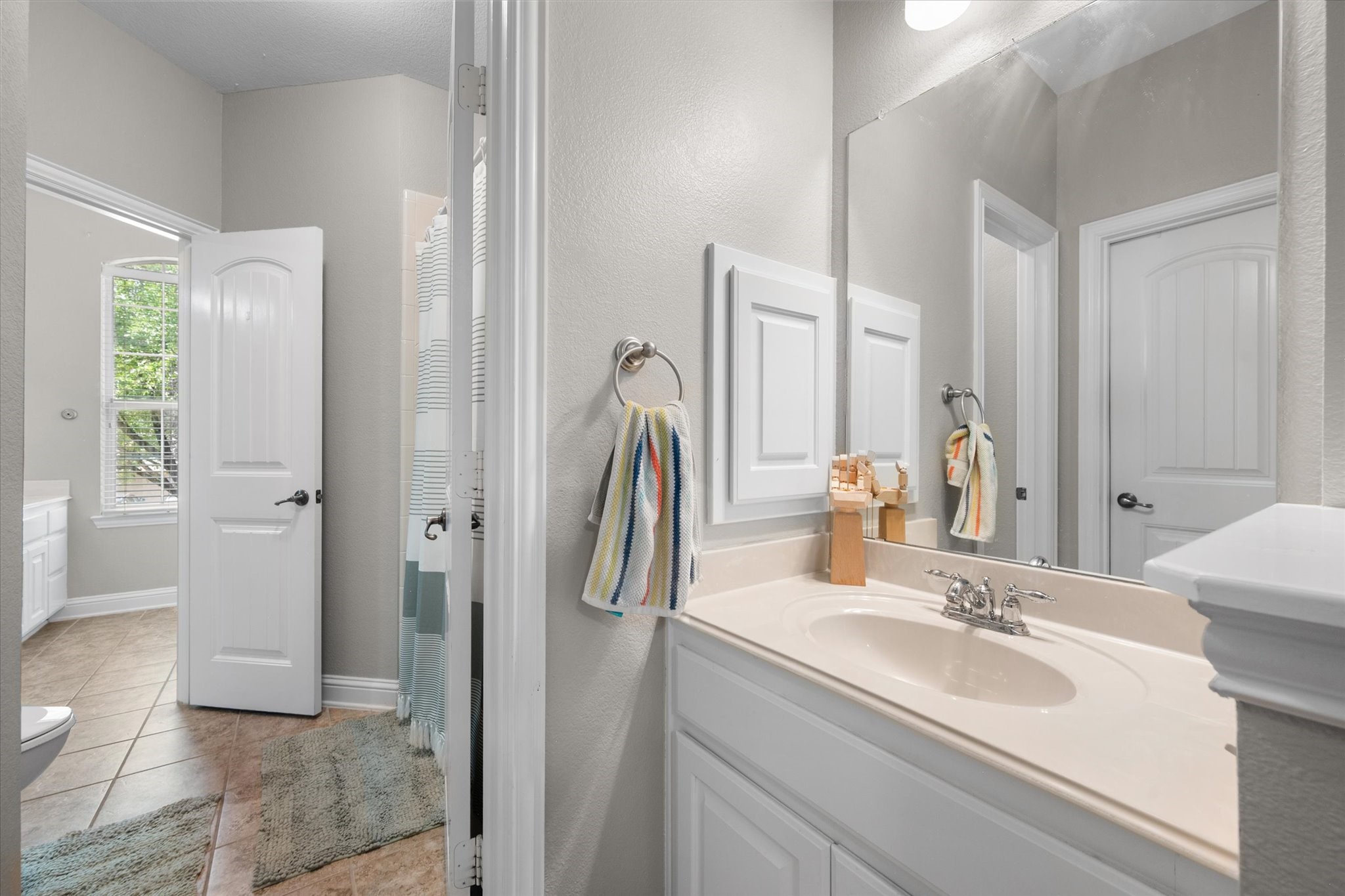 2647 Waterfront Drive