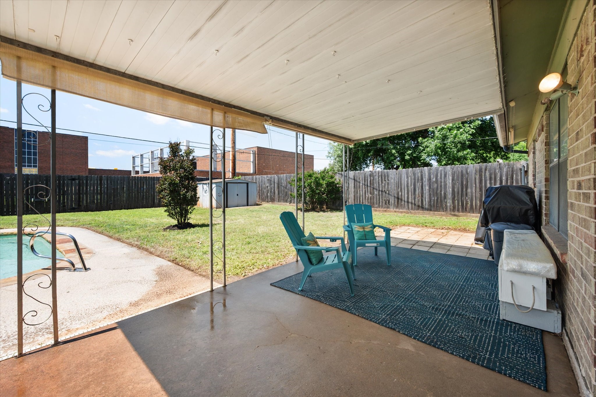 212 S Heights Drive