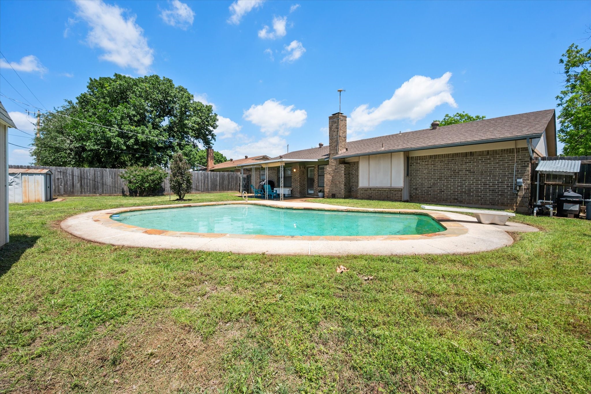 212 S Heights Drive