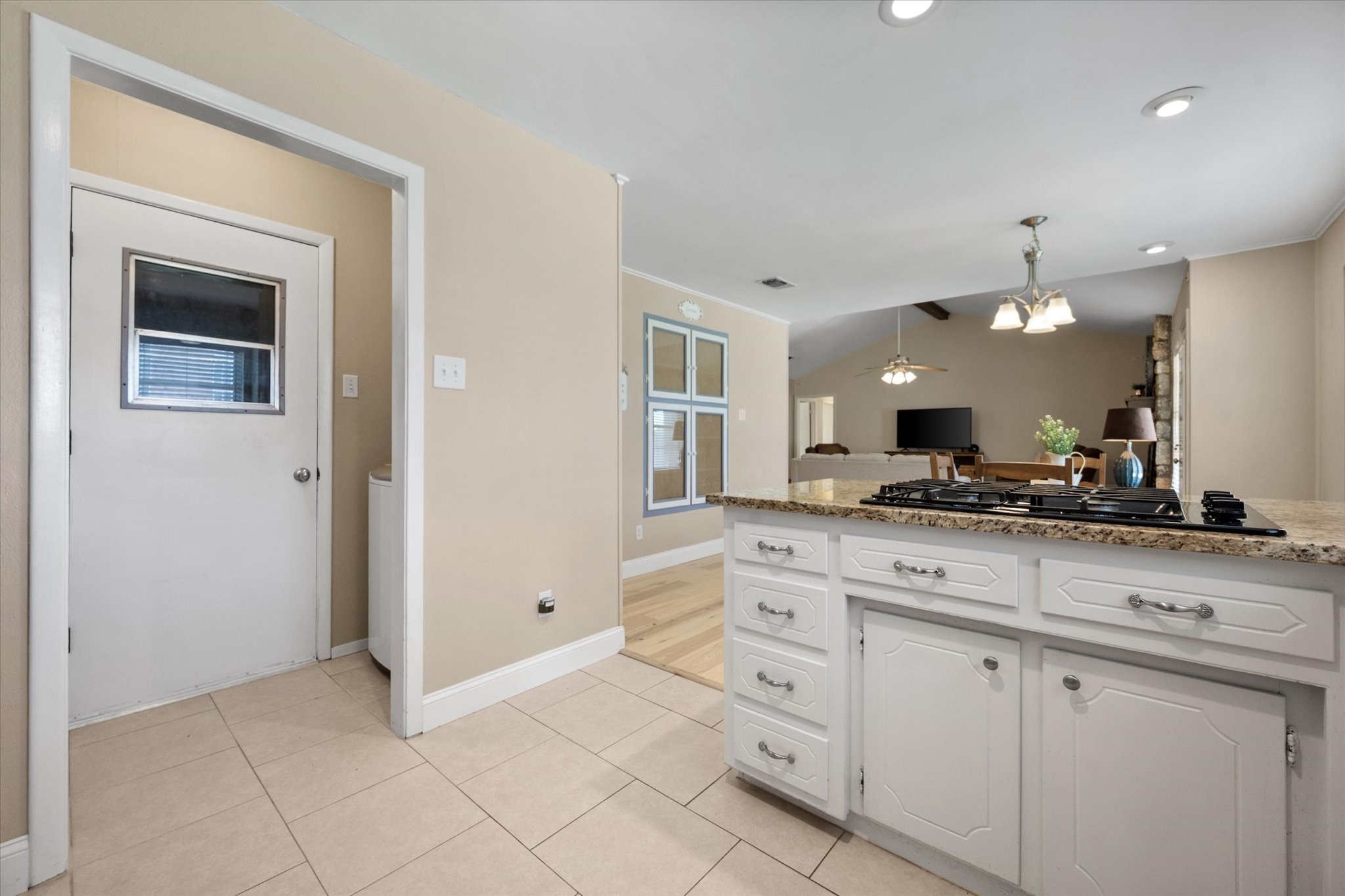 212 S Heights Drive