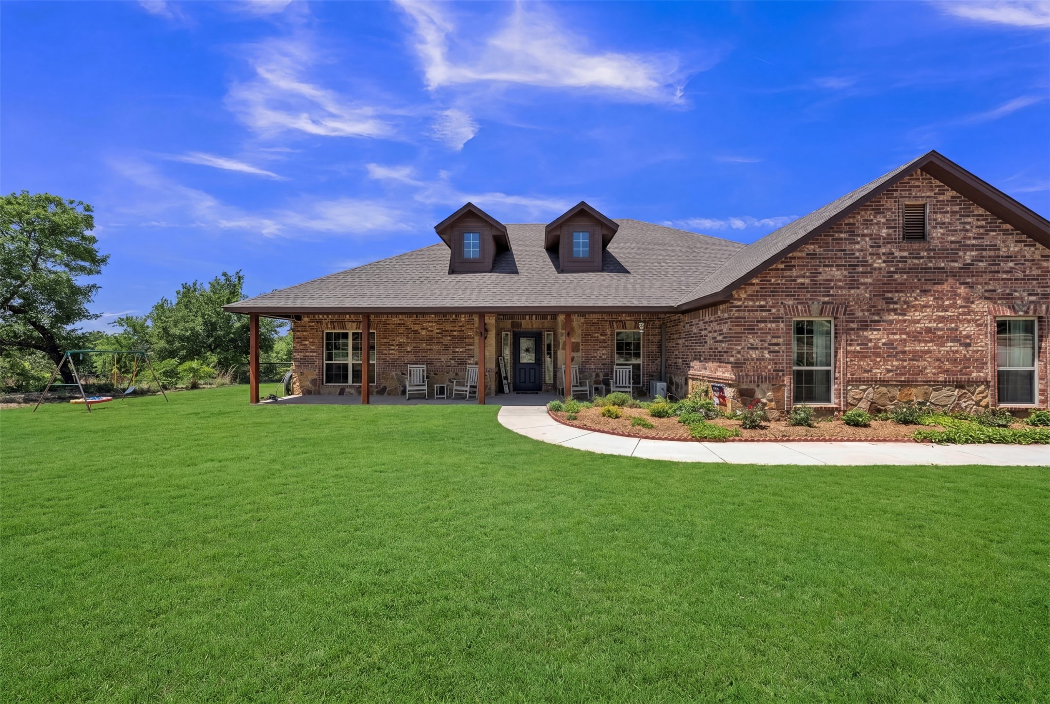 113 Woody Williams Court