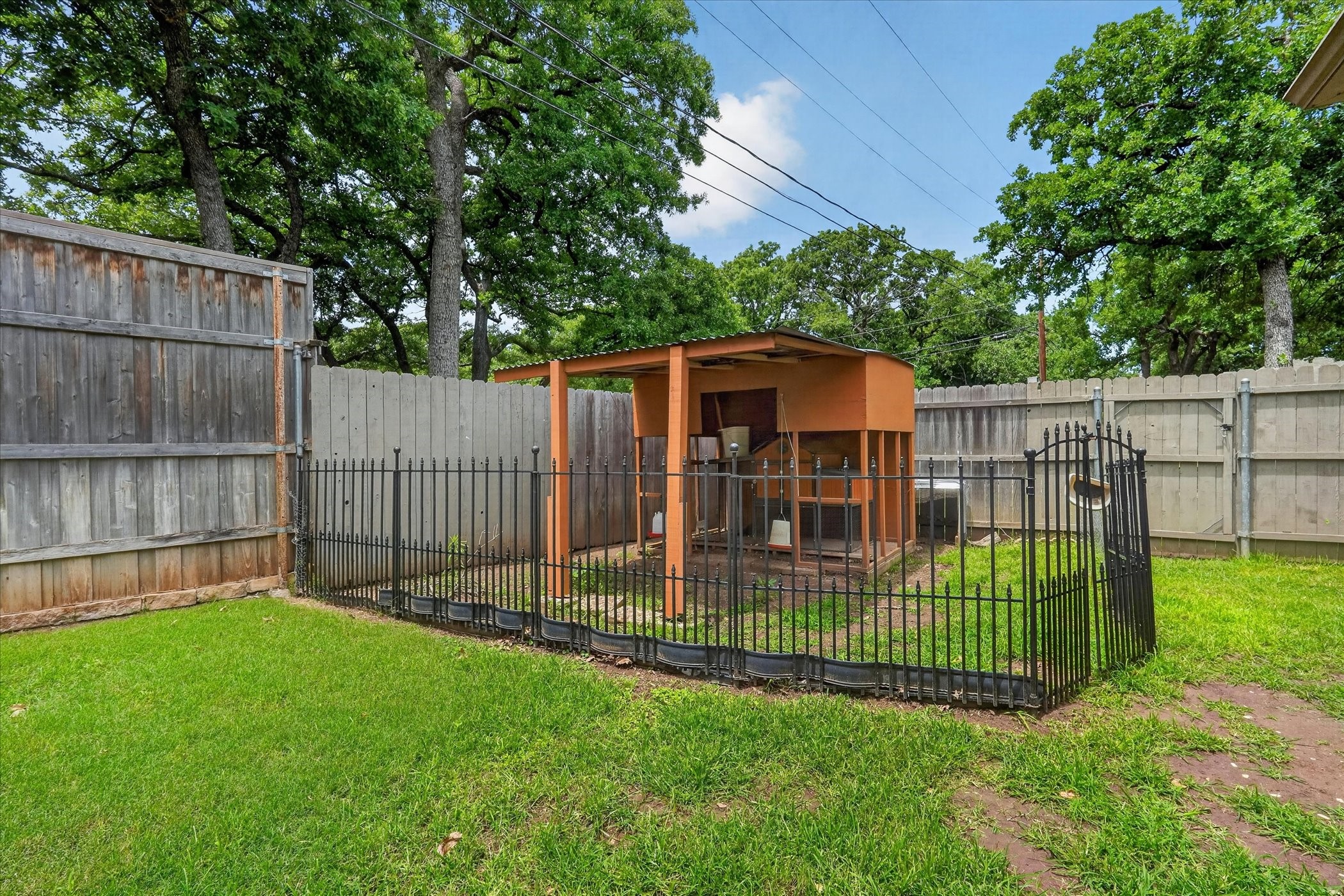 1000 Shady Hill Lane