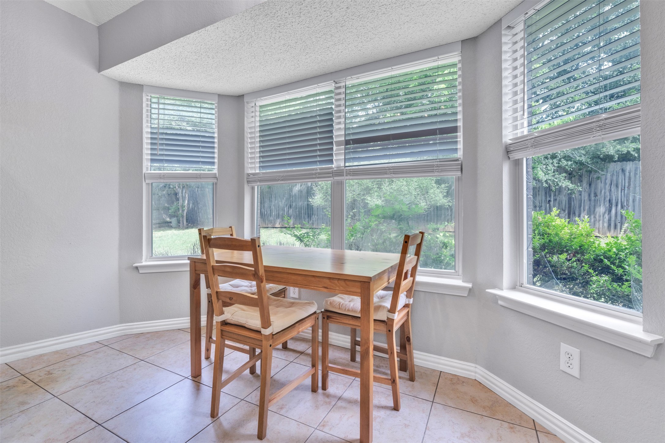 1618 Fern Drive