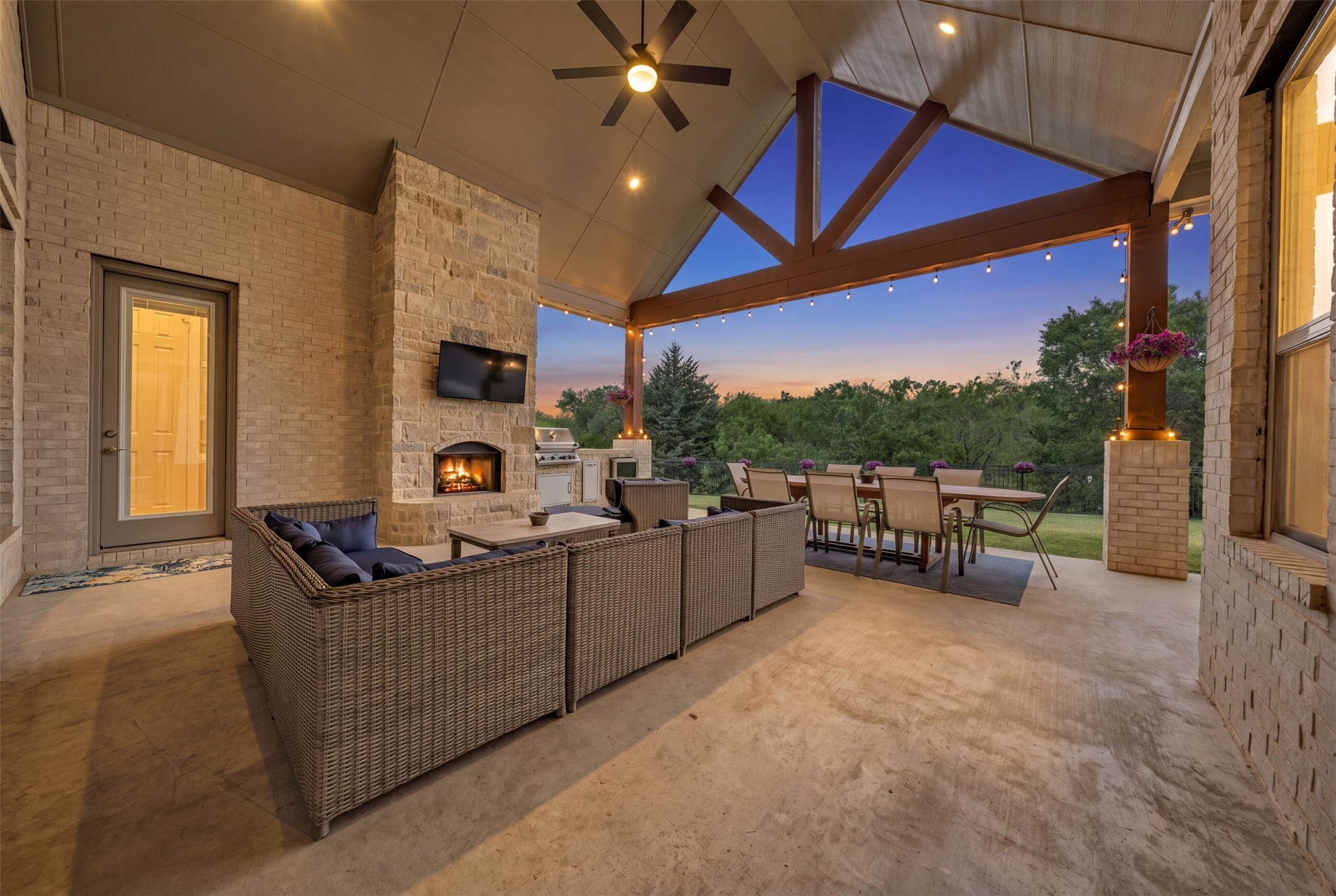 1060 Waters Edge Court