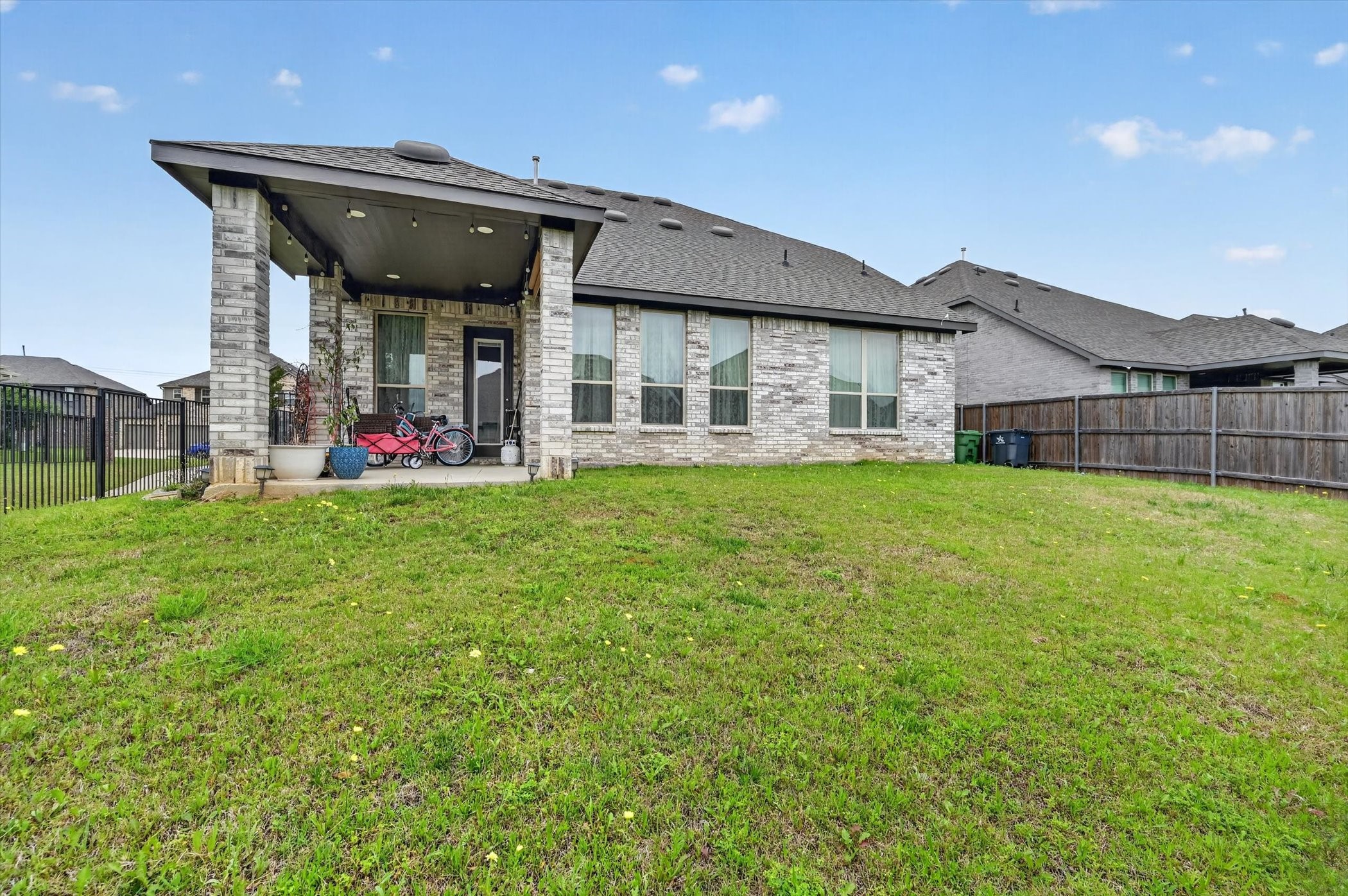 2814 Grand Lookout Lane