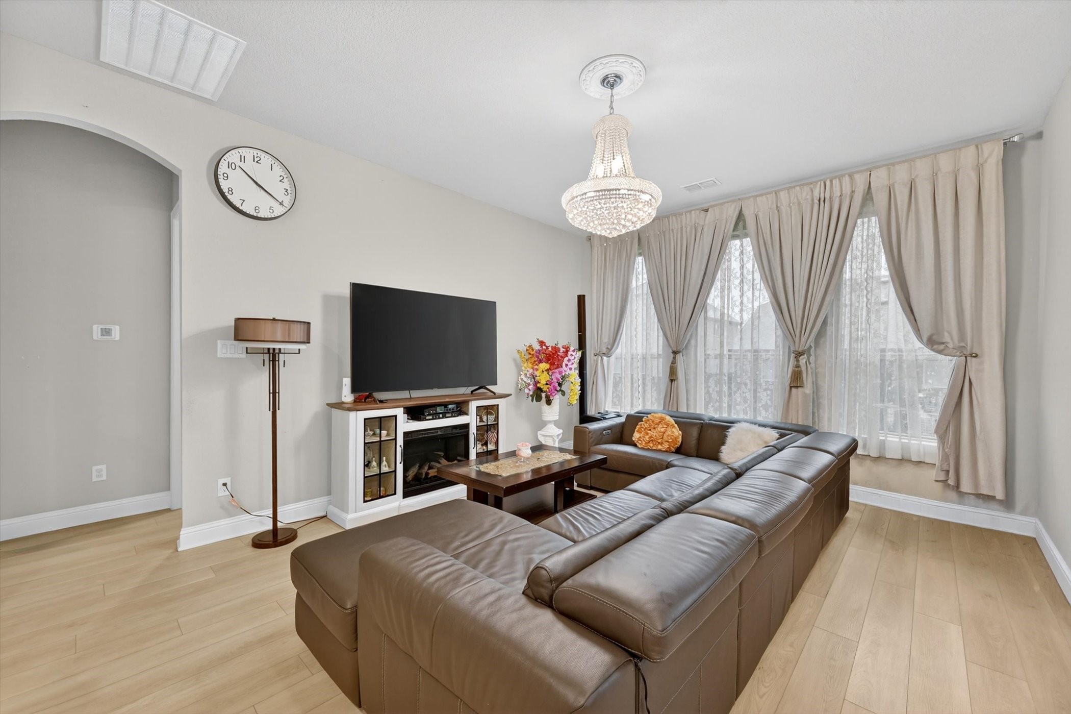 2814 Grand Lookout Lane