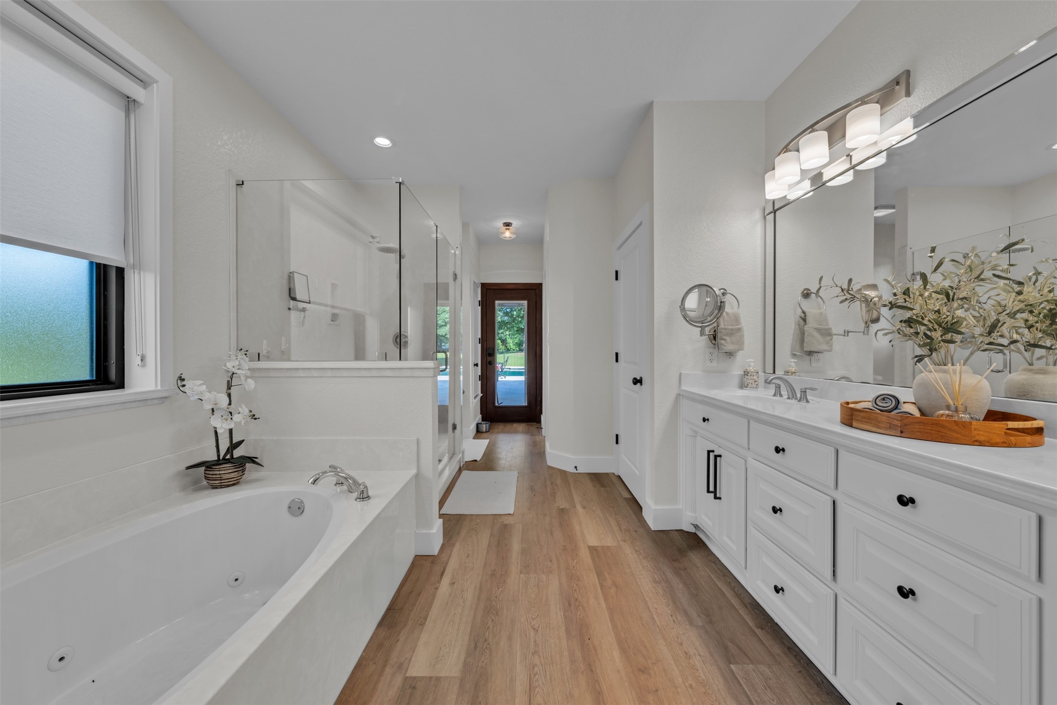 7466 Bent Trail
