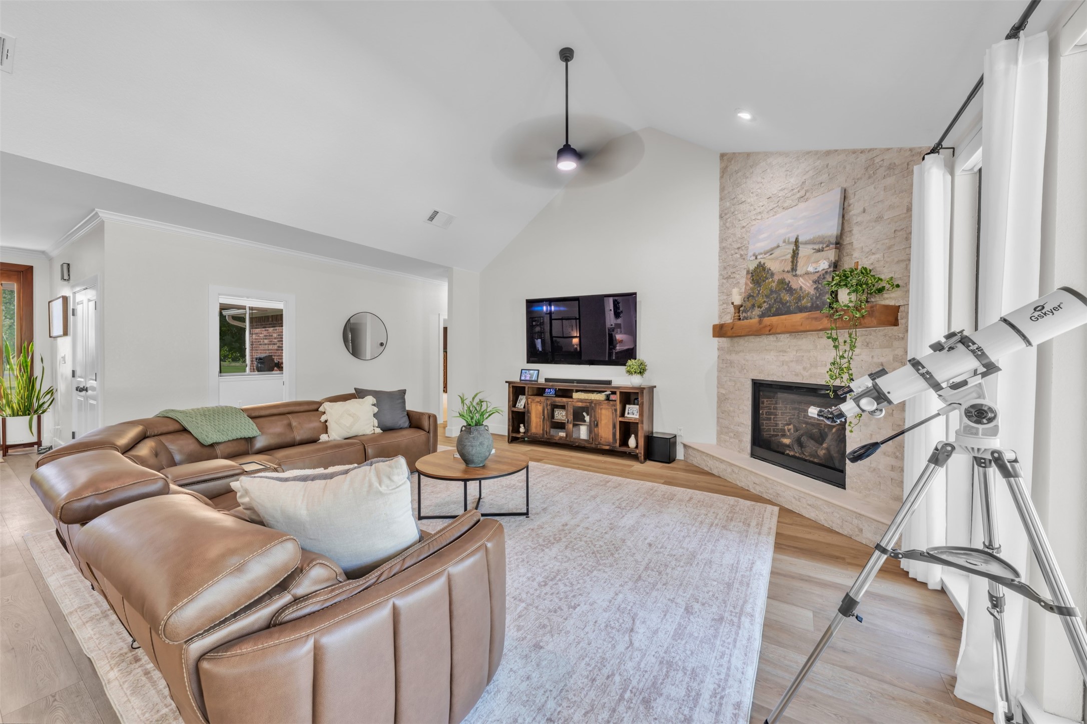 7466 Bent Trail