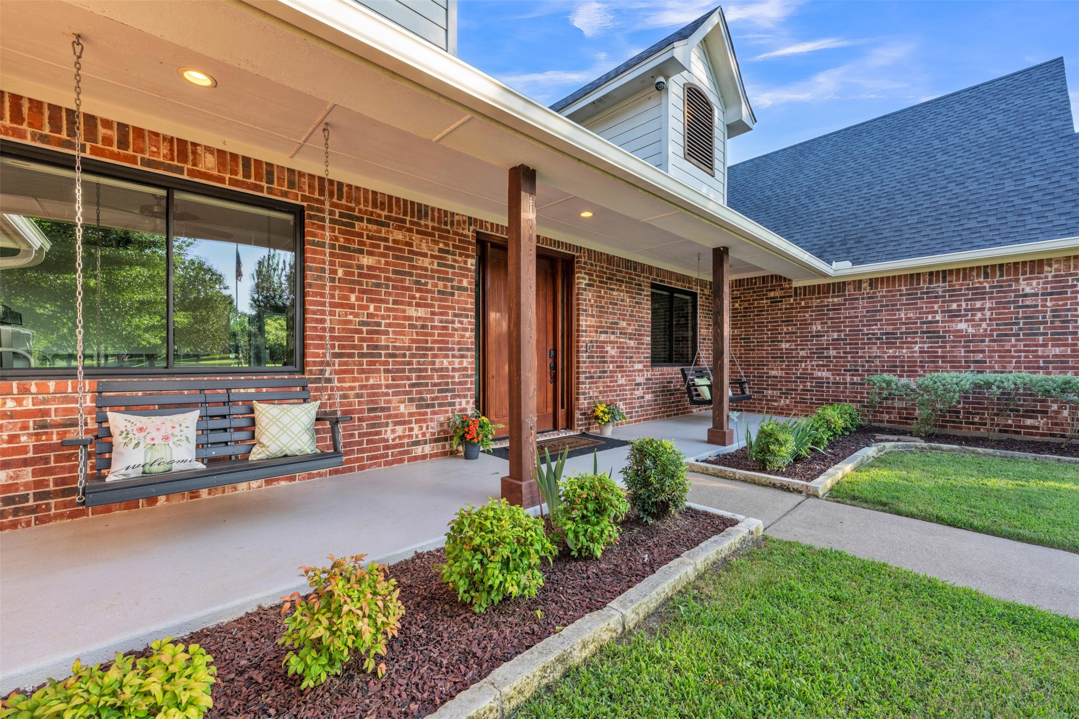 7466 Bent Trail
