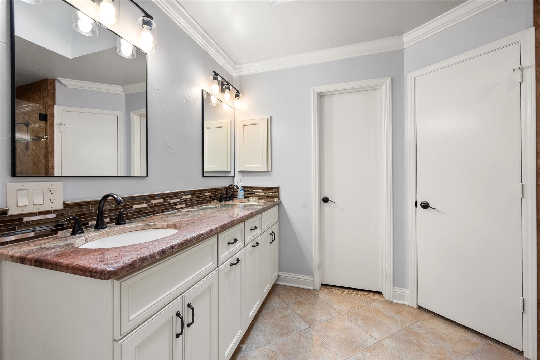 1229 Brookfield Lane