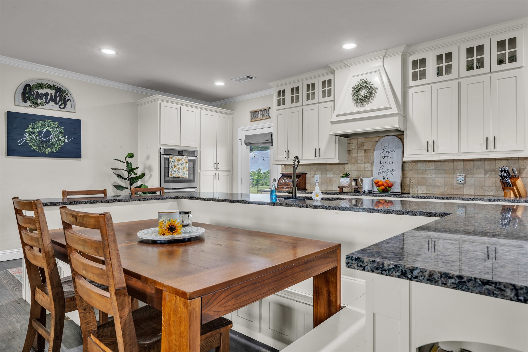 15077 Saddle Ridge Circle