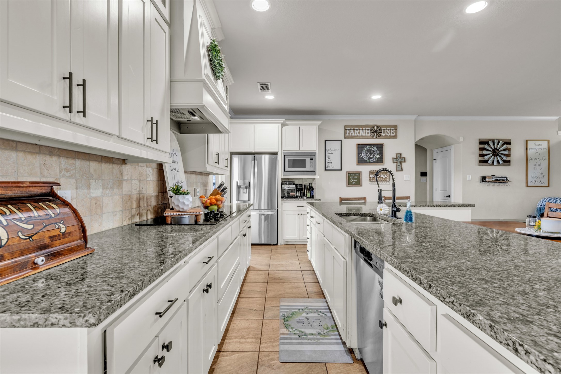 15077 Saddle Ridge Circle